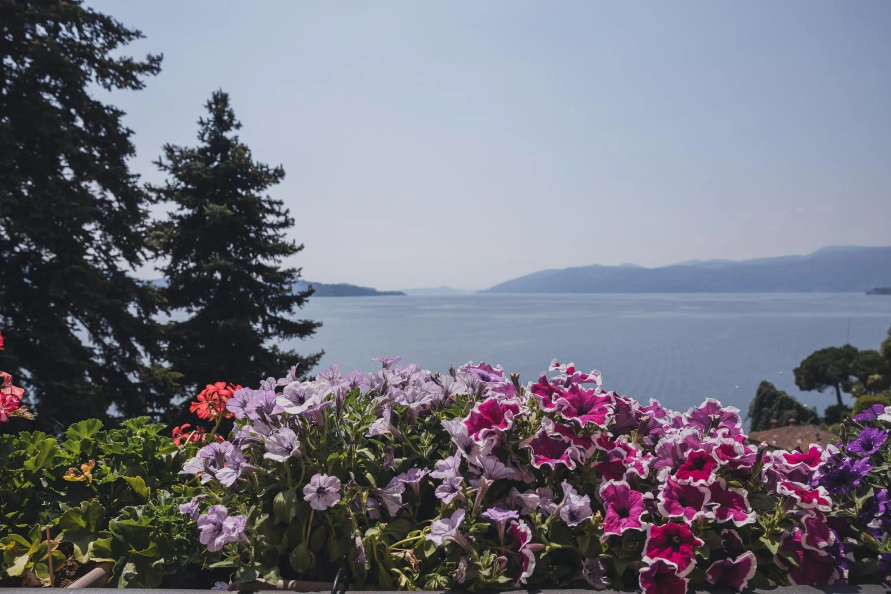 Villa Selva Luxury Lakeview Apartment