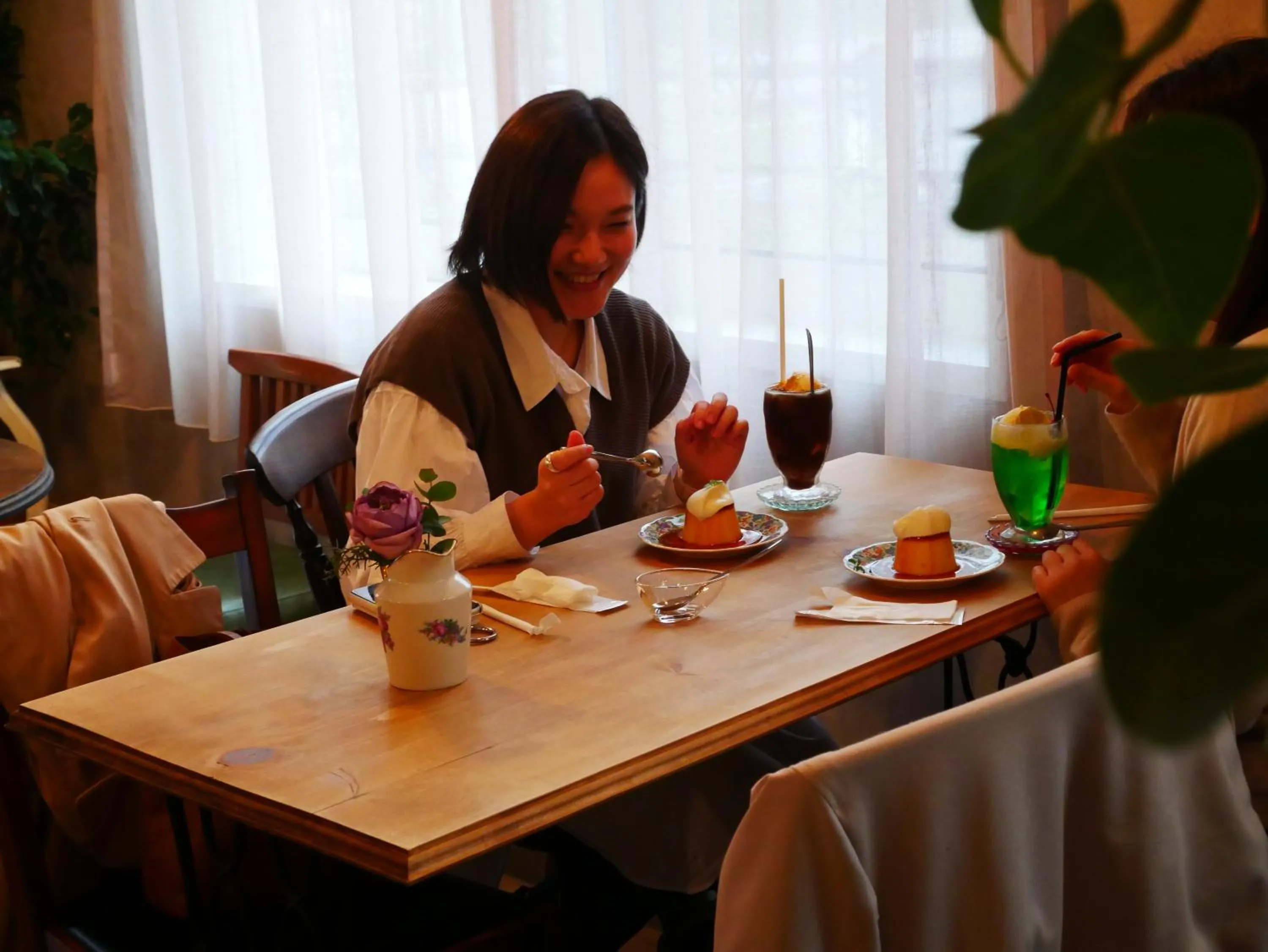 group of guests in 7 Rooms Hotel & Cafe - 30mins from Disneyland