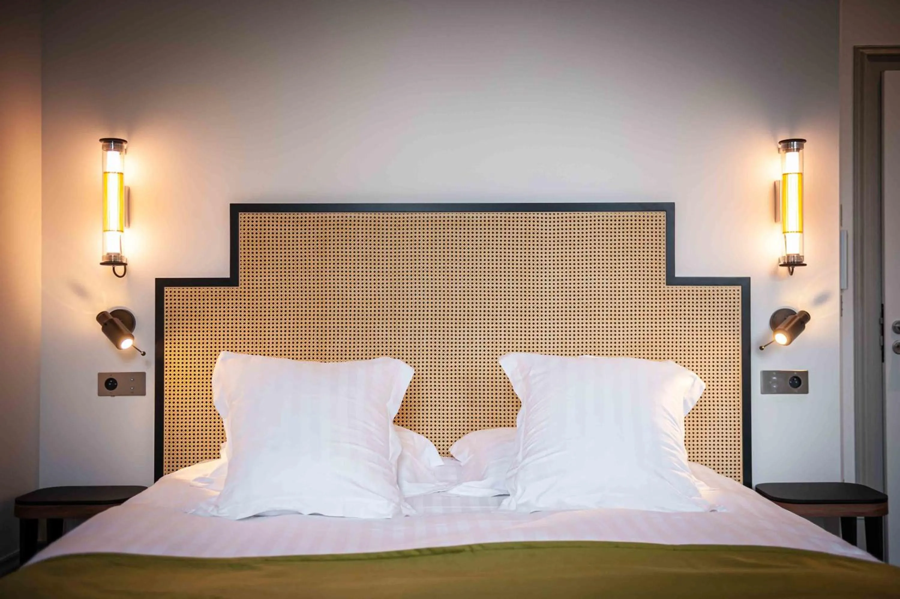 Bed in Hôtel Mille Pas