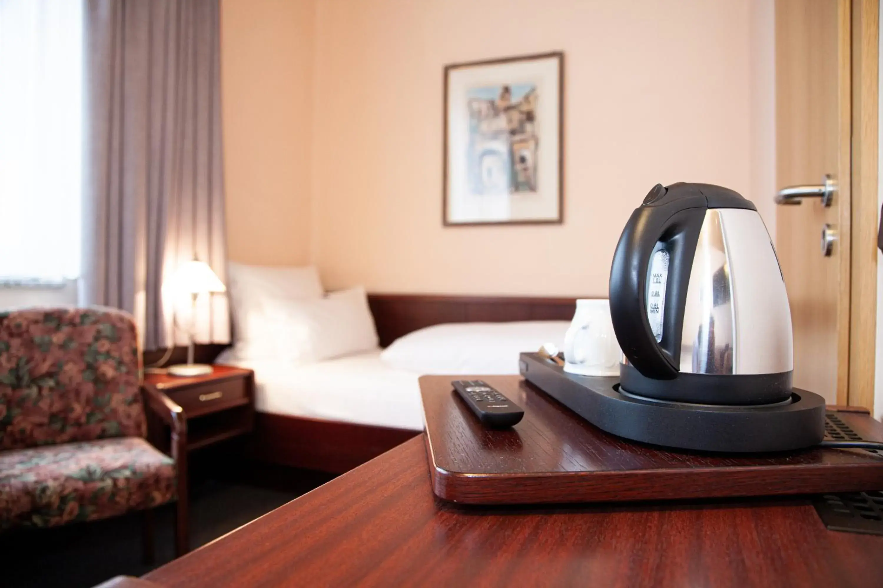 Coffee/tea facilities, Bed in Hotel Lonac Coffee/tea facilities, Bed in Hotel Lonac