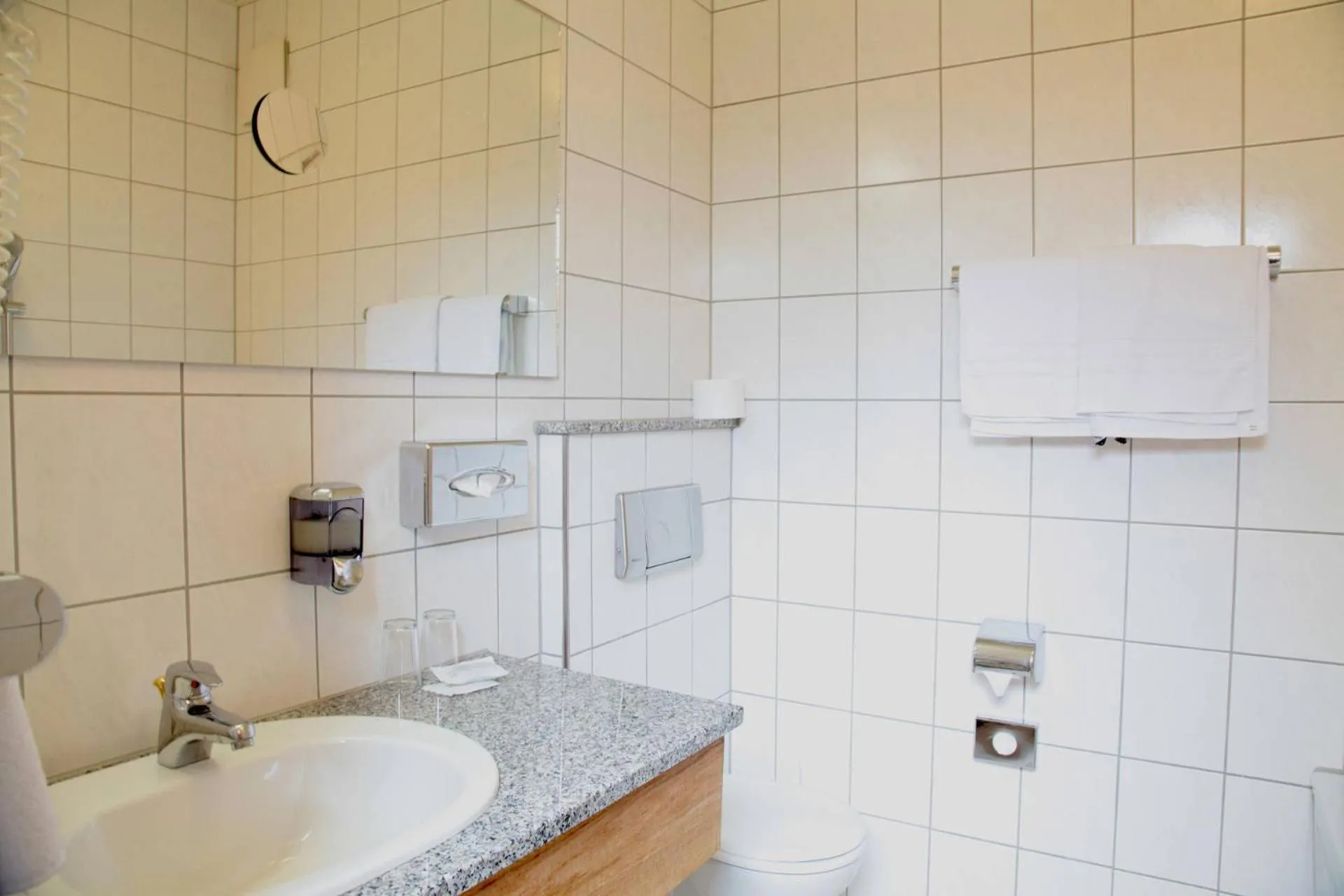 Bathroom in Hotel Lonac