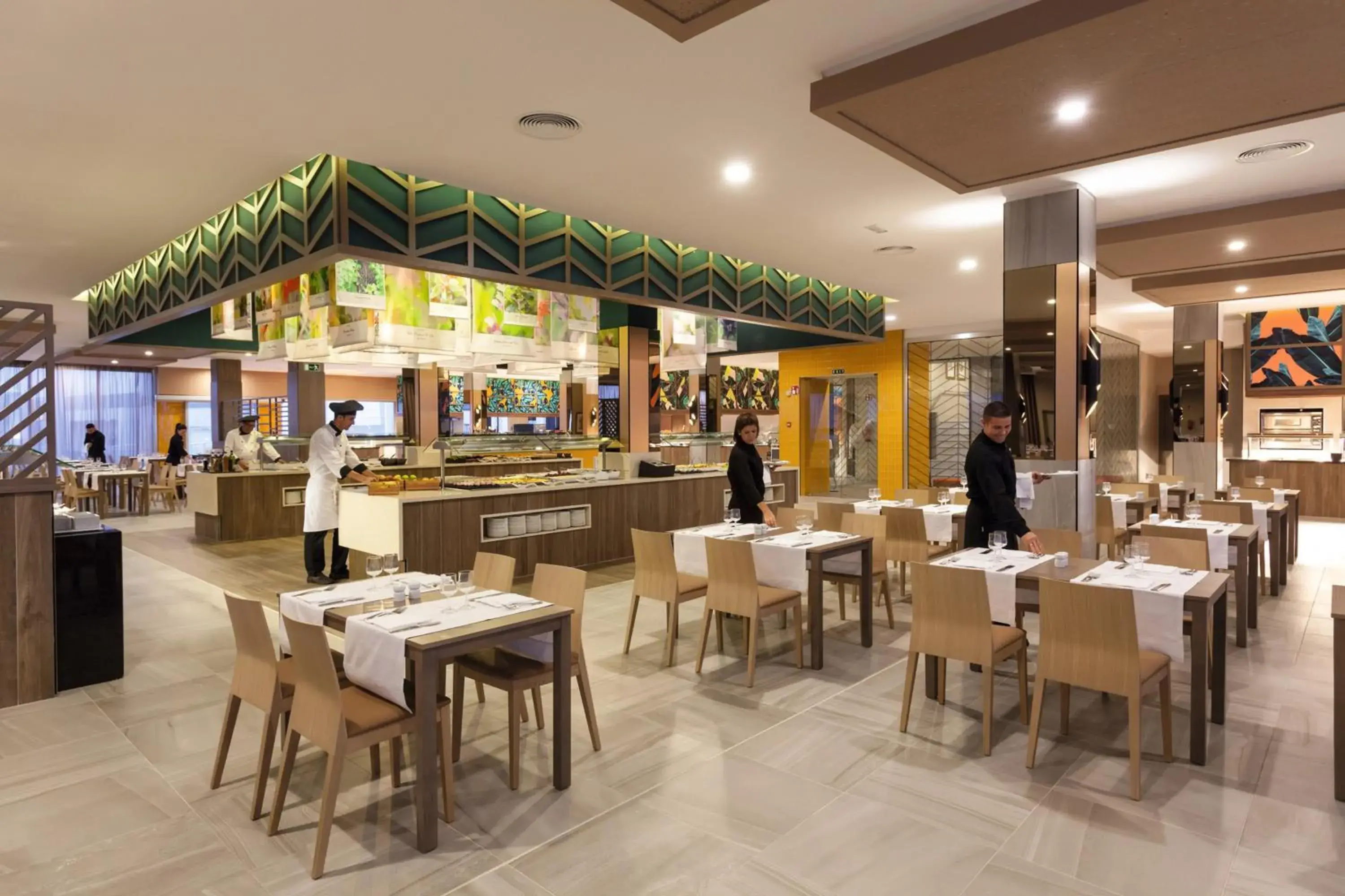 Restaurant/places to eat in Hotel Riu Vistamar Gran Canaria - All Inclusive Restaurant/places to eat in Hotel Riu Vistamar Gran Canaria - All Inclusive