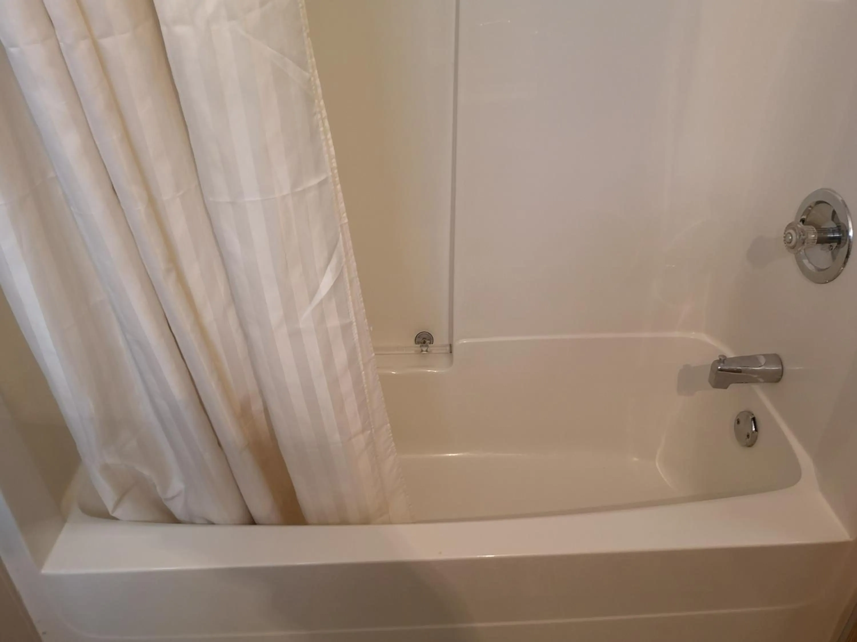 Bathroom in Ranchland Villa Motel