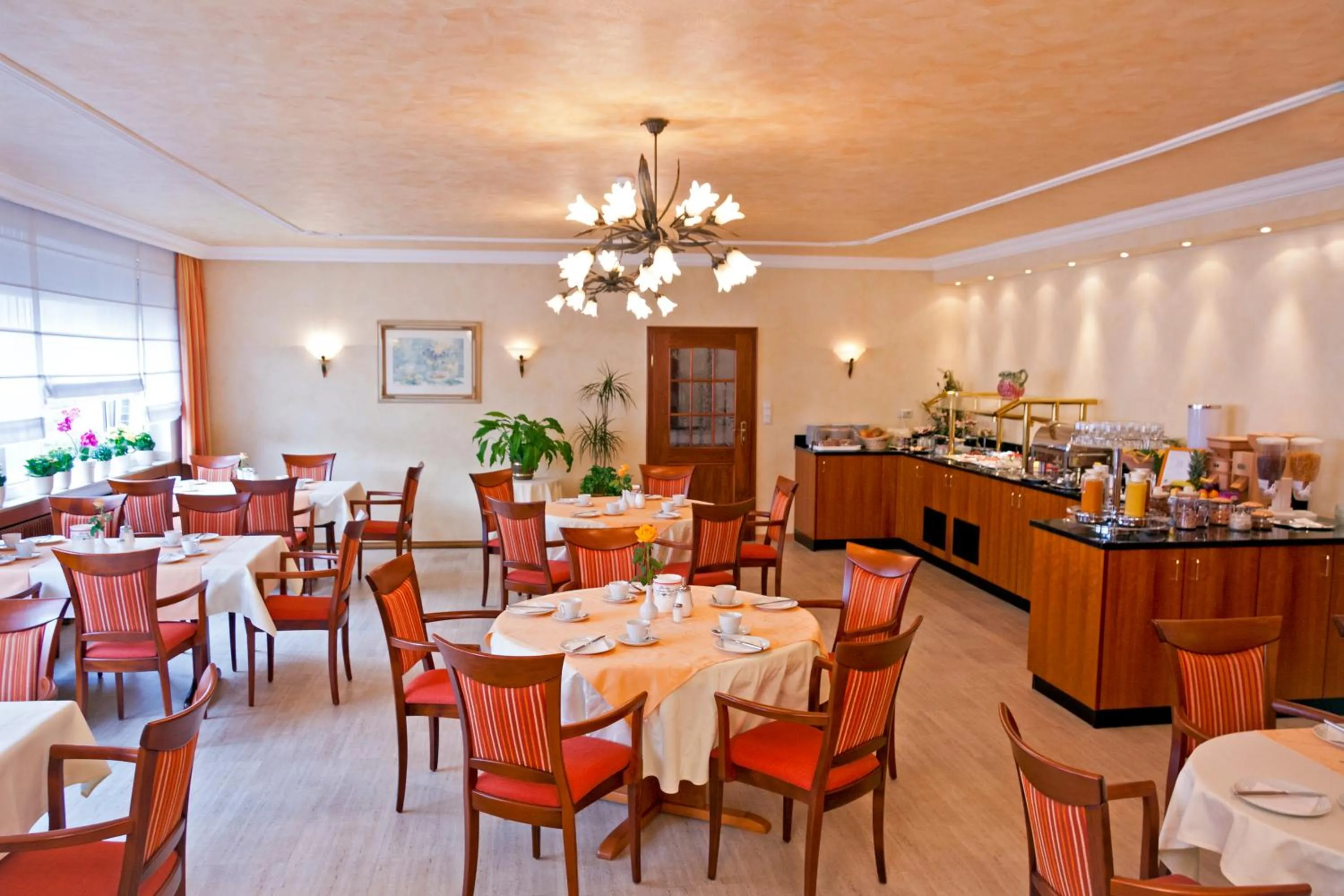 Restaurant/places to eat in Hotel Rosenhof