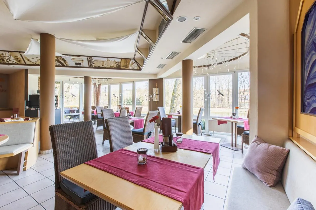Restaurant/places to eat in WAGNERS Seehotel Schleusingen