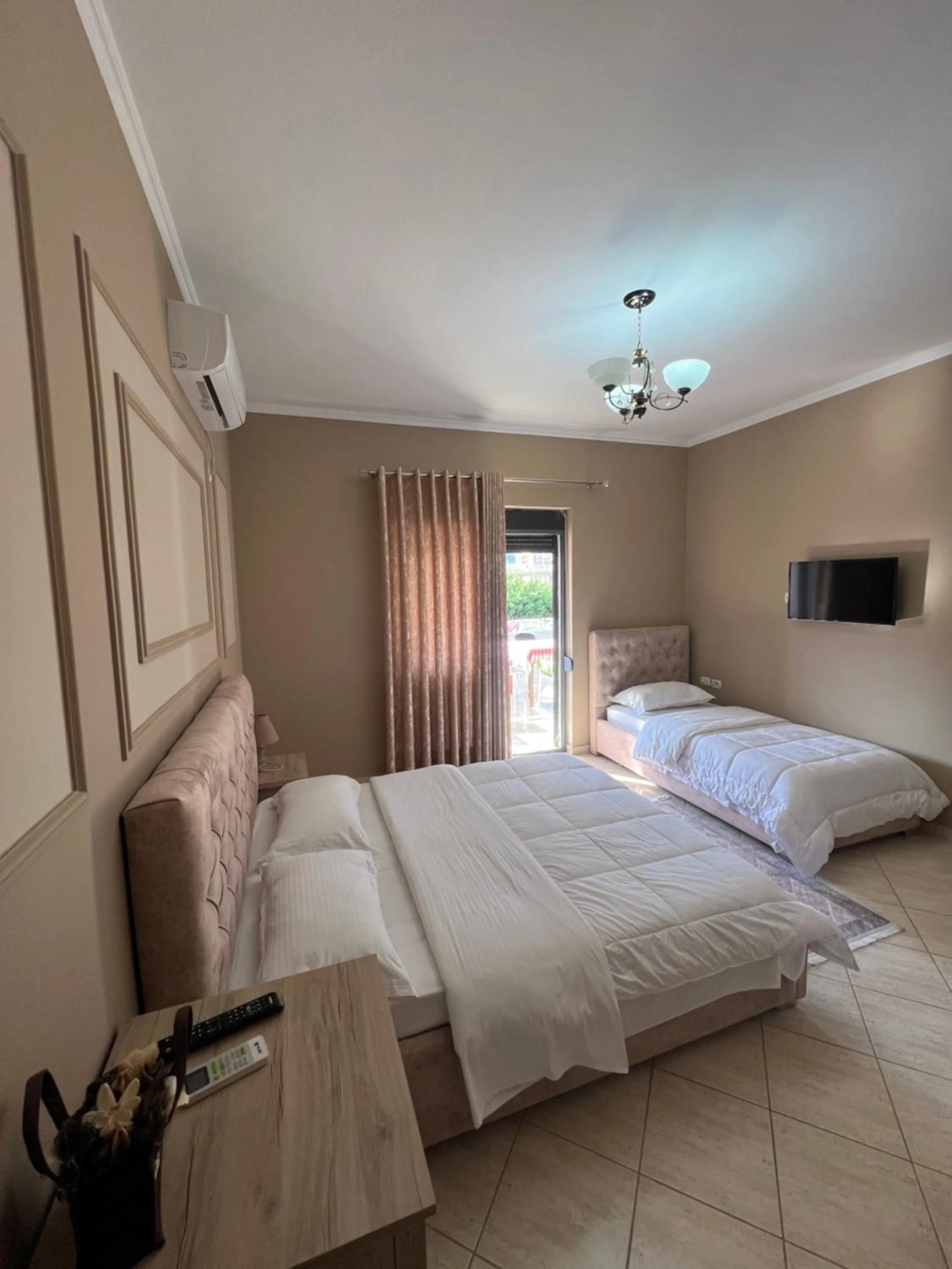 Bed in Hotel Vila Arbri