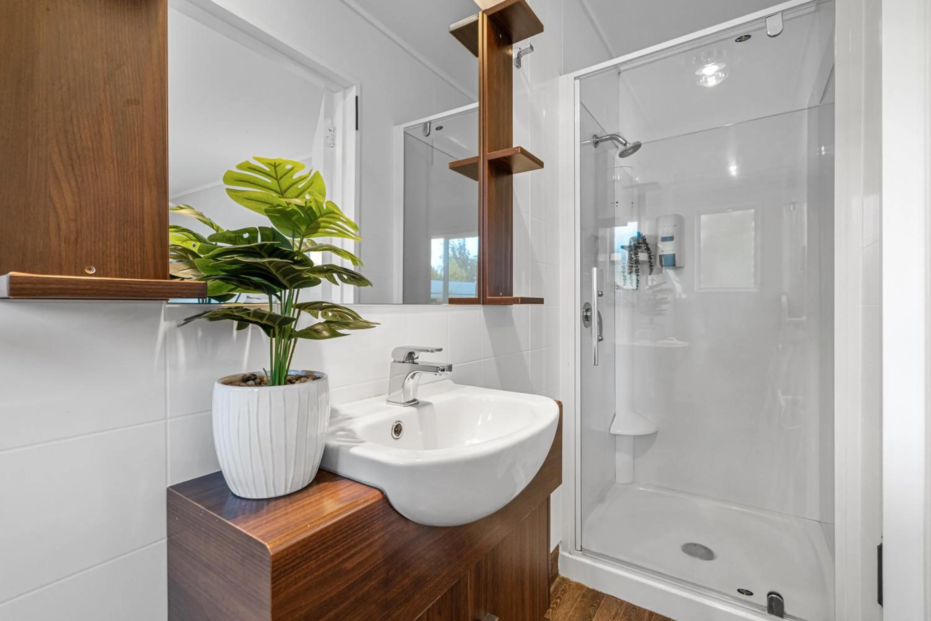 Shower in Tasman Holiday Parks - Te Anau