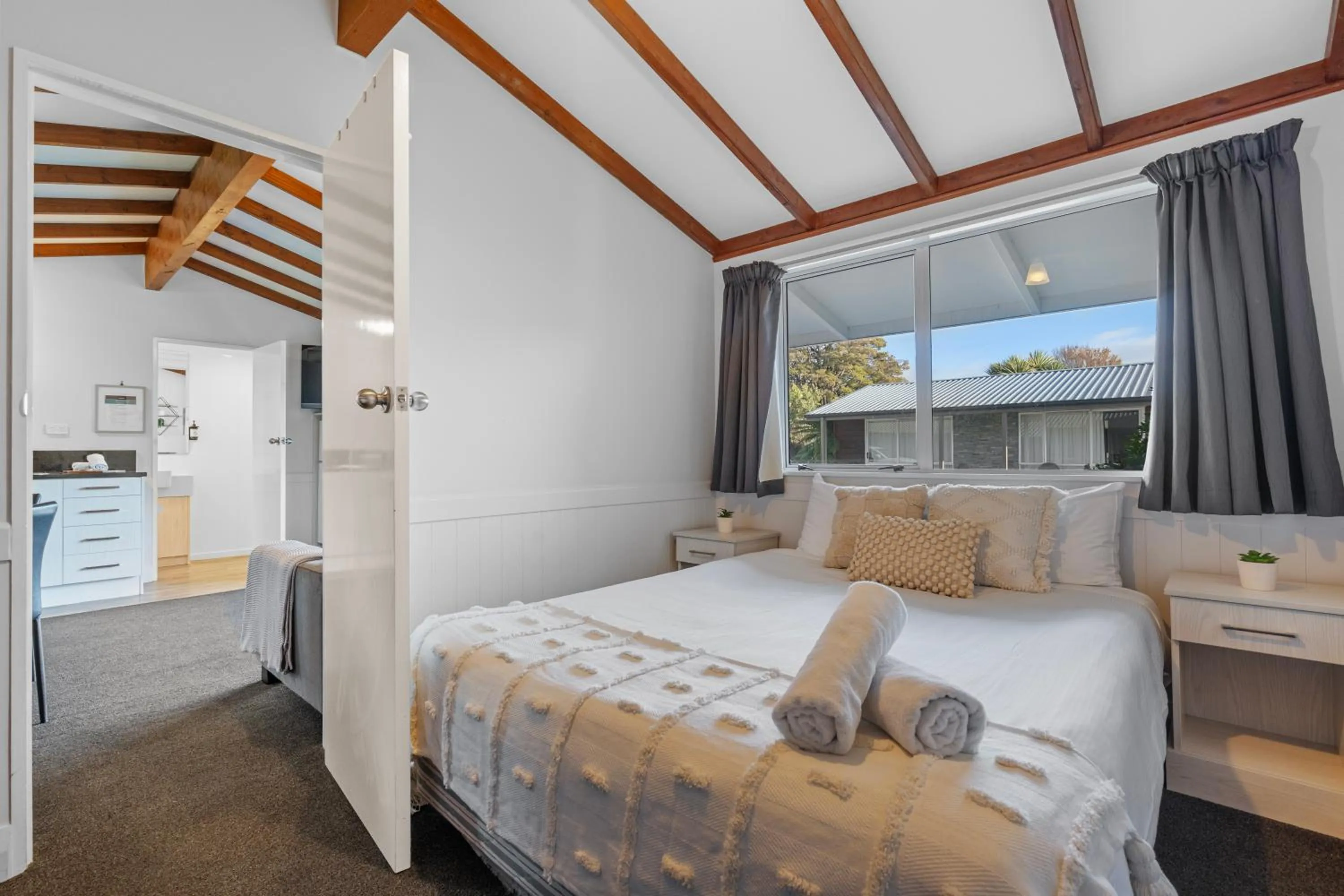 Bed in Tasman Holiday Parks - Te Anau