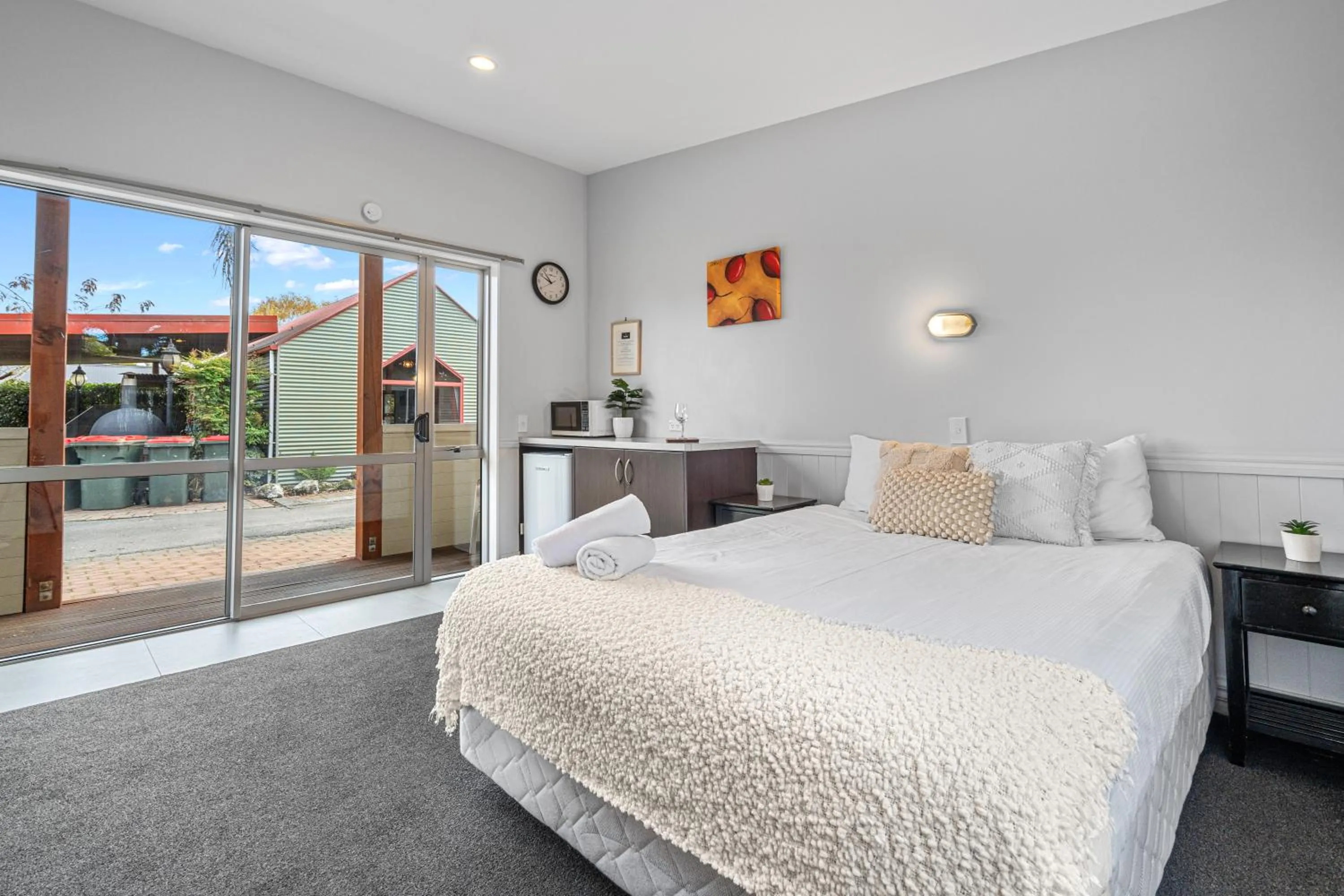 Bed in Tasman Holiday Parks - Te Anau