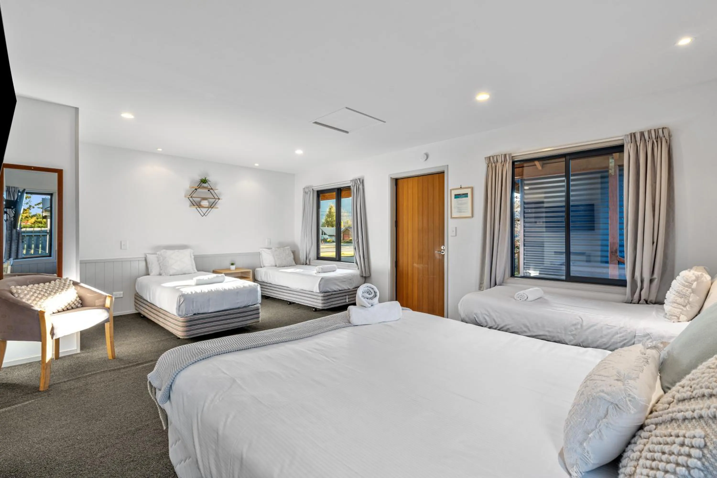 Bed in Tasman Holiday Parks - Te Anau