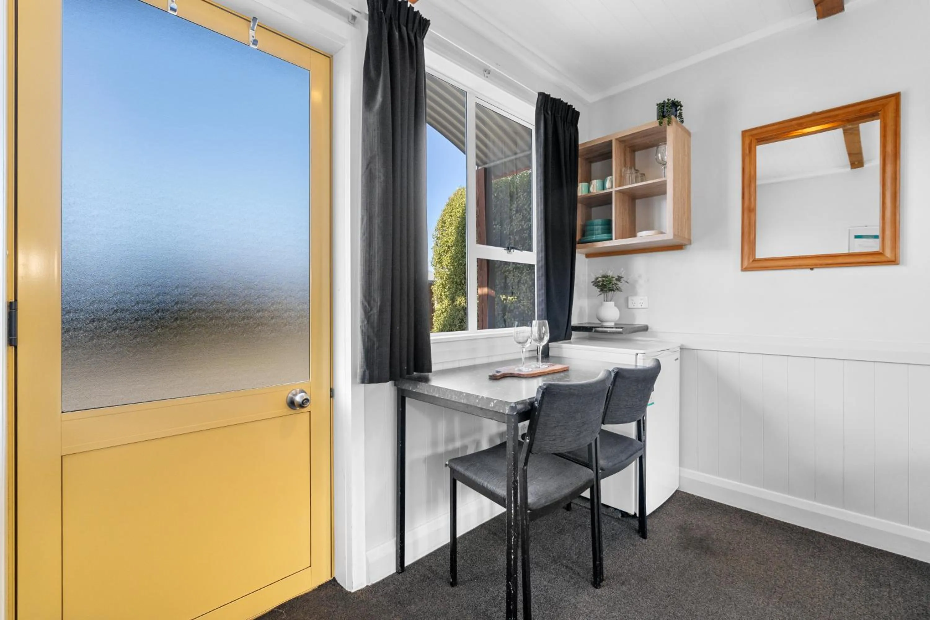 Dining area in Tasman Holiday Parks - Te Anau