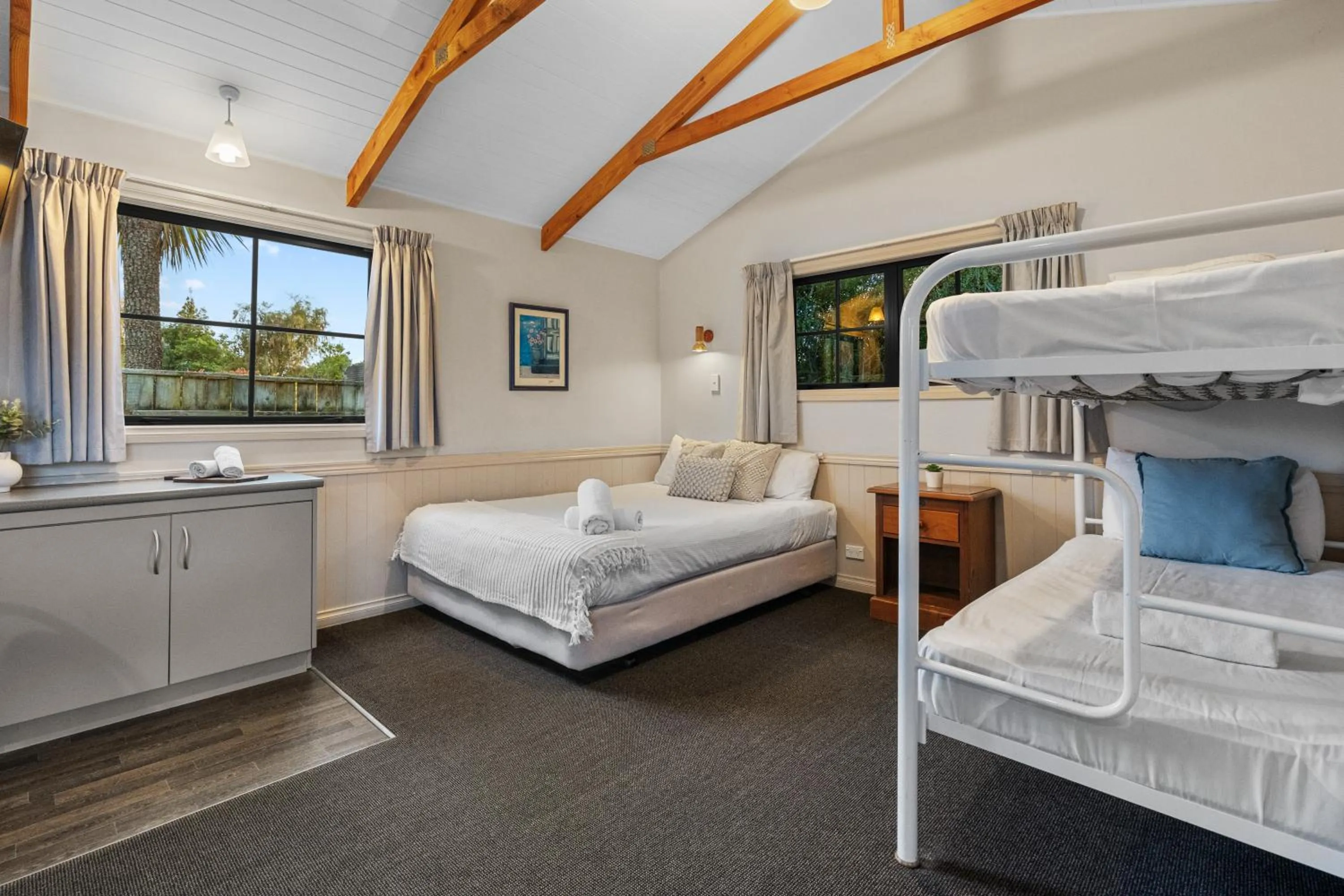 Bed in Tasman Holiday Parks - Te Anau