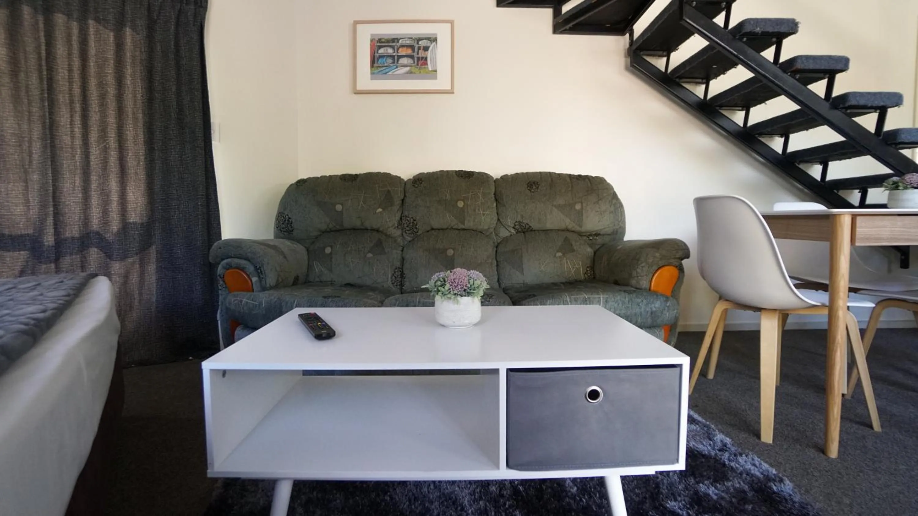 Living room in Whangarei Central Holiday Park