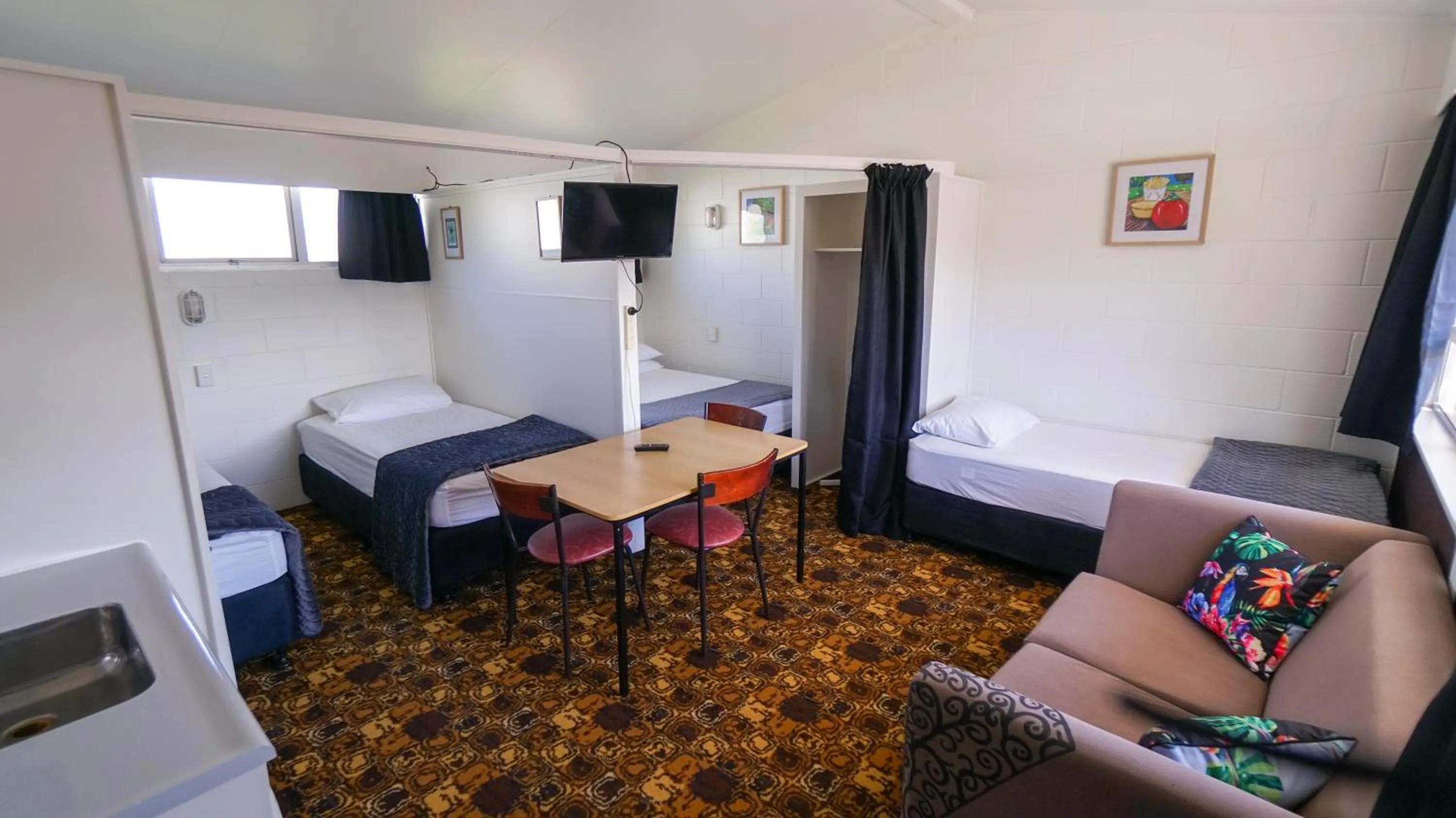 Bed in Whangarei Central Holiday Park