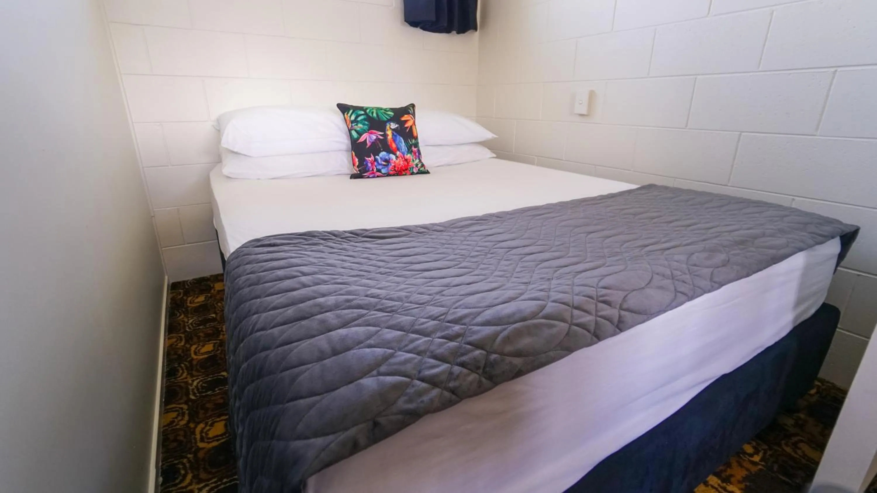 Bed in Whangarei Central Holiday Park