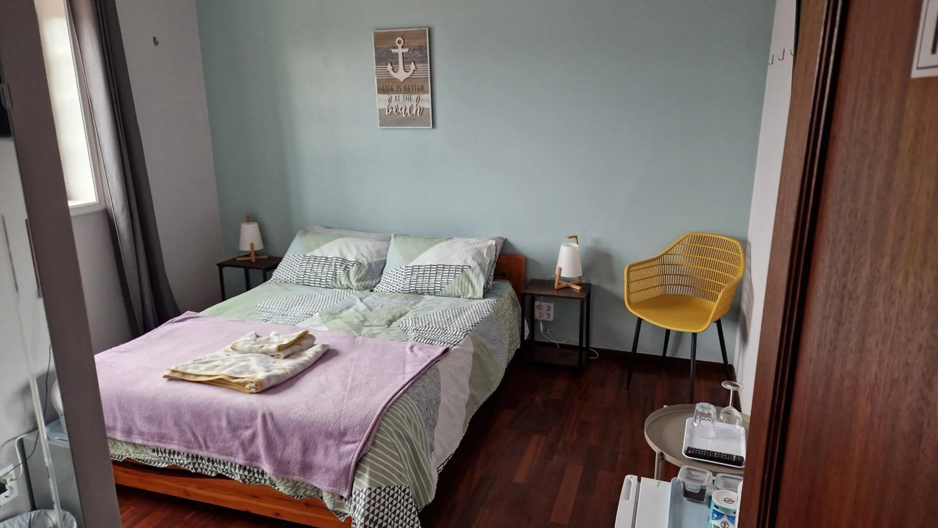 Bed in Beachwalk guesthouse