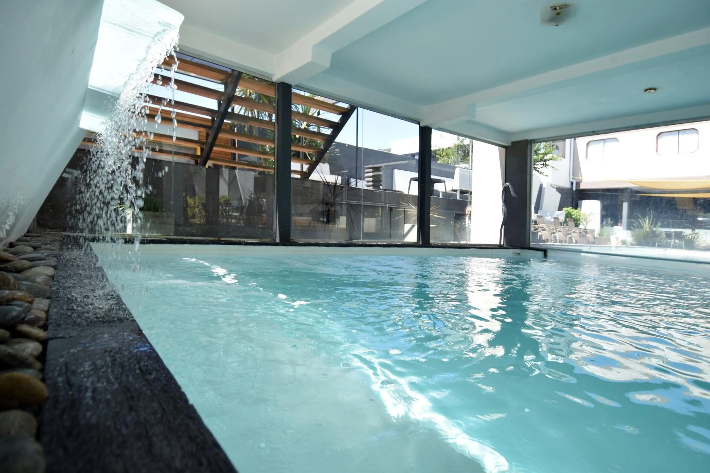 Swimming pool in Piazza Hotel