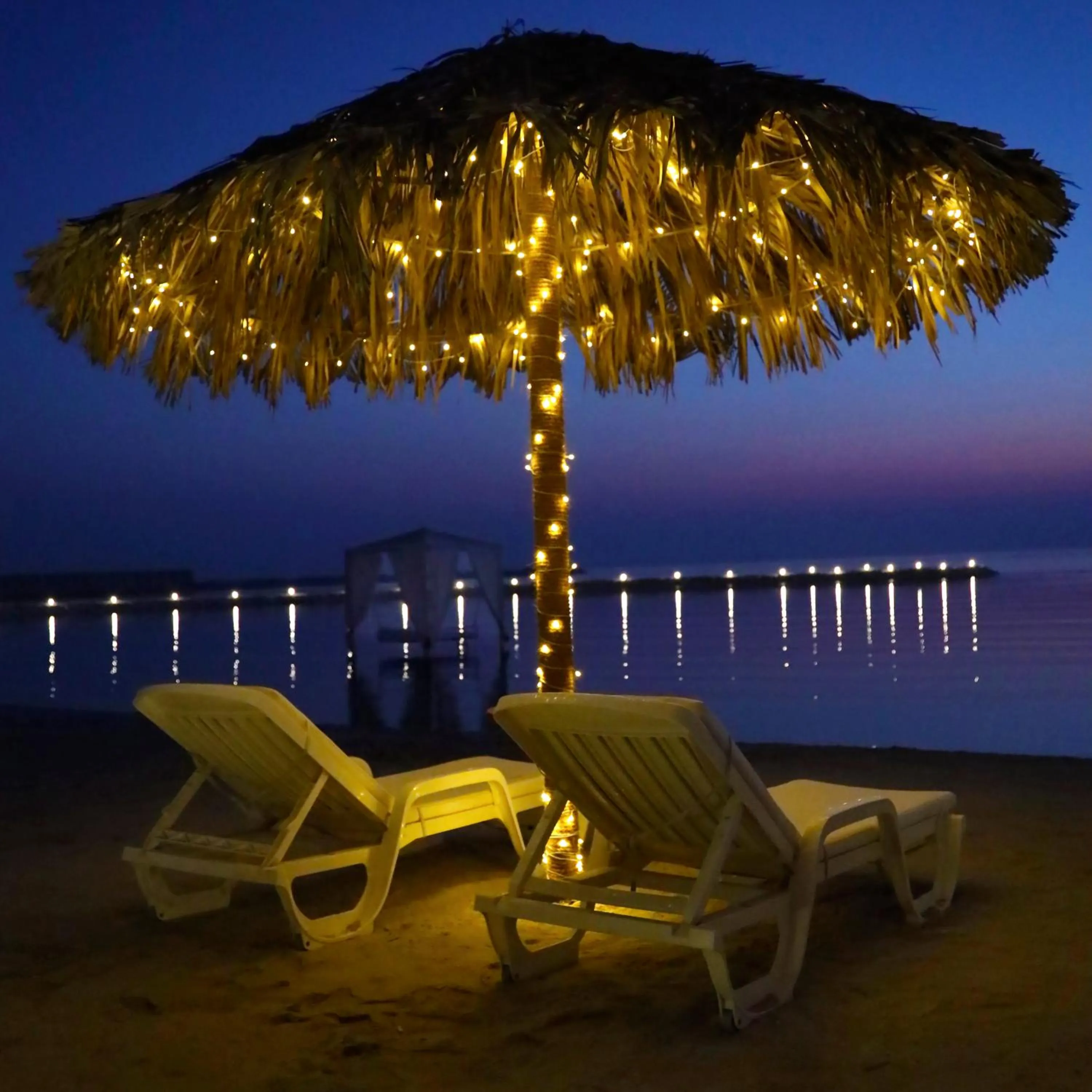 Beach in Jaw Resort & Spa