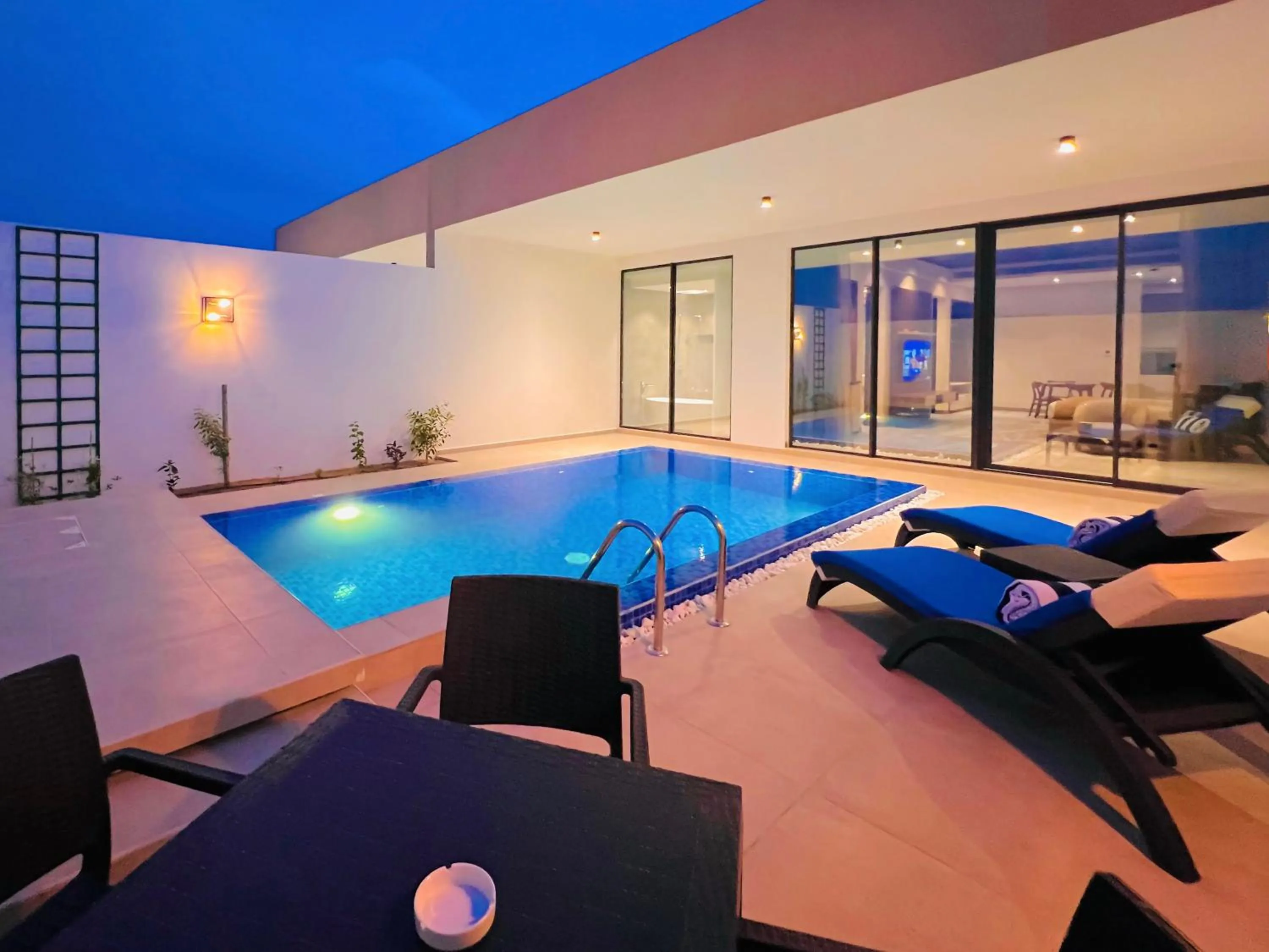 Patio in Jaw Resort & Spa