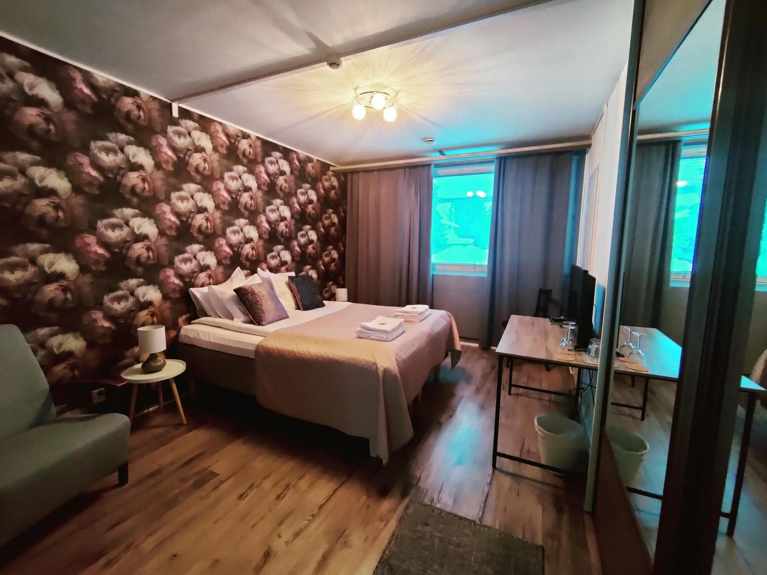 Photo of the whole room, Bed in Kartanomajoitus Sofia & Angelique