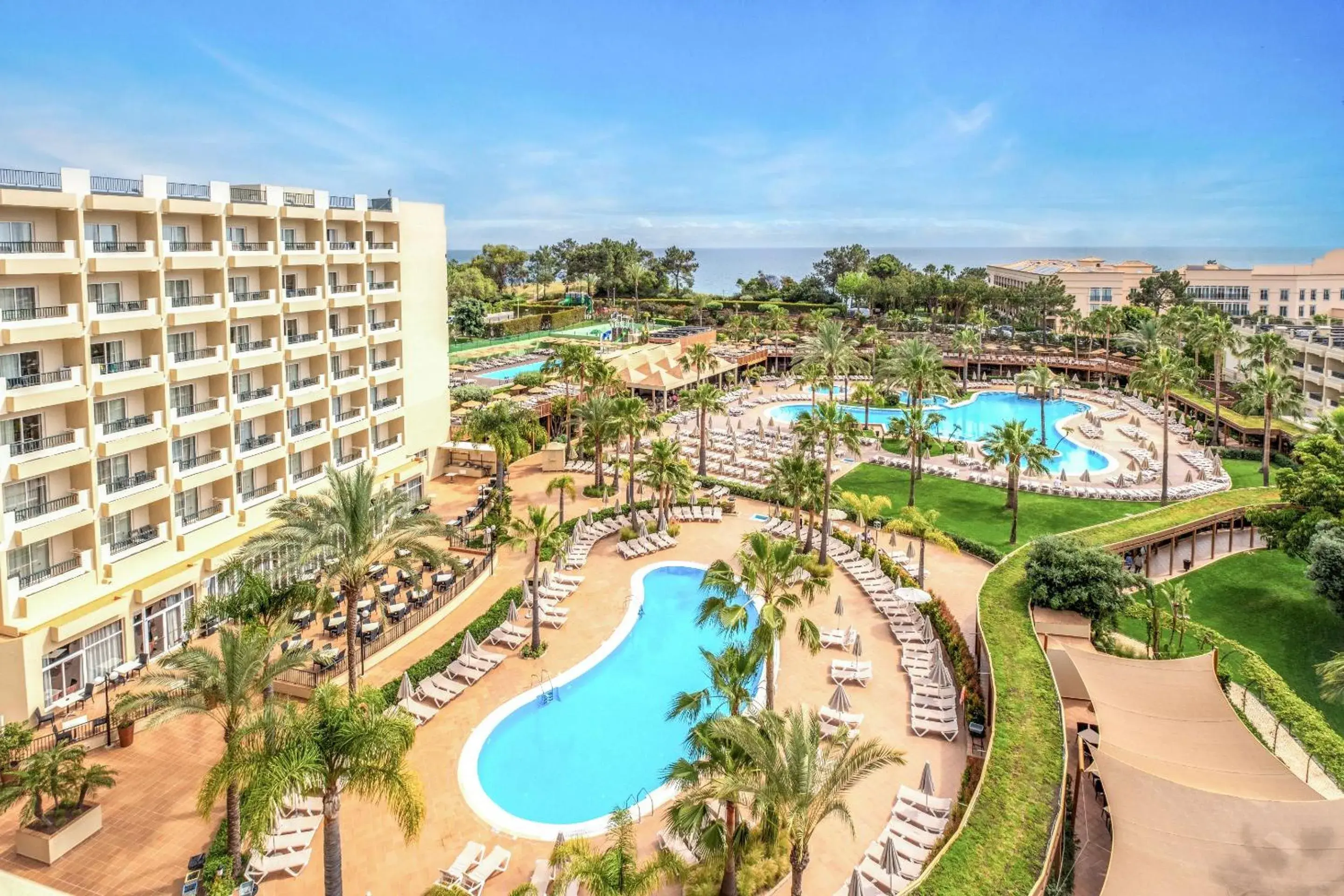 Property building in 3HB Guarana - All Inclusive Property building in 3HB Guarana - All Inclusive