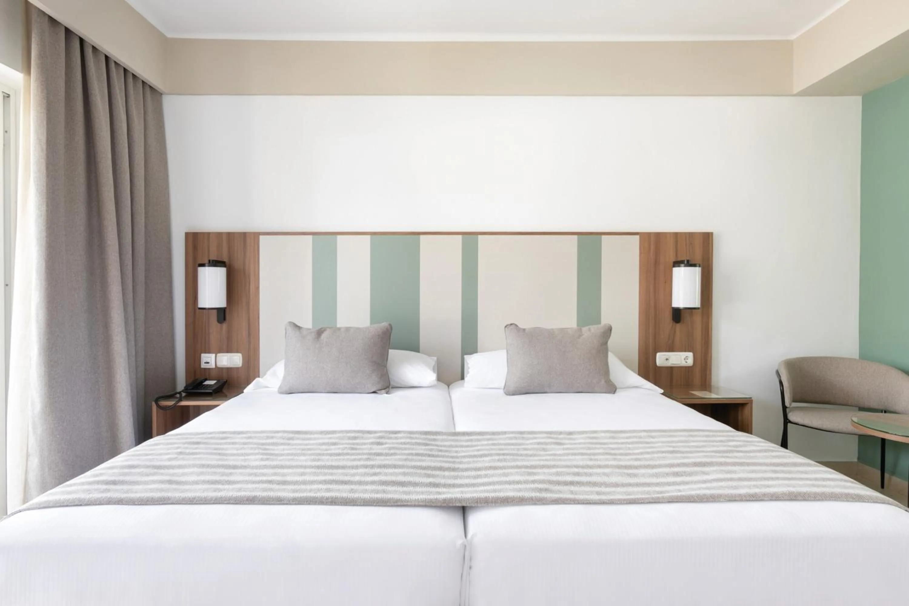 Bed in Hotel Riu Paraiso Lanzarote - All Inclusive