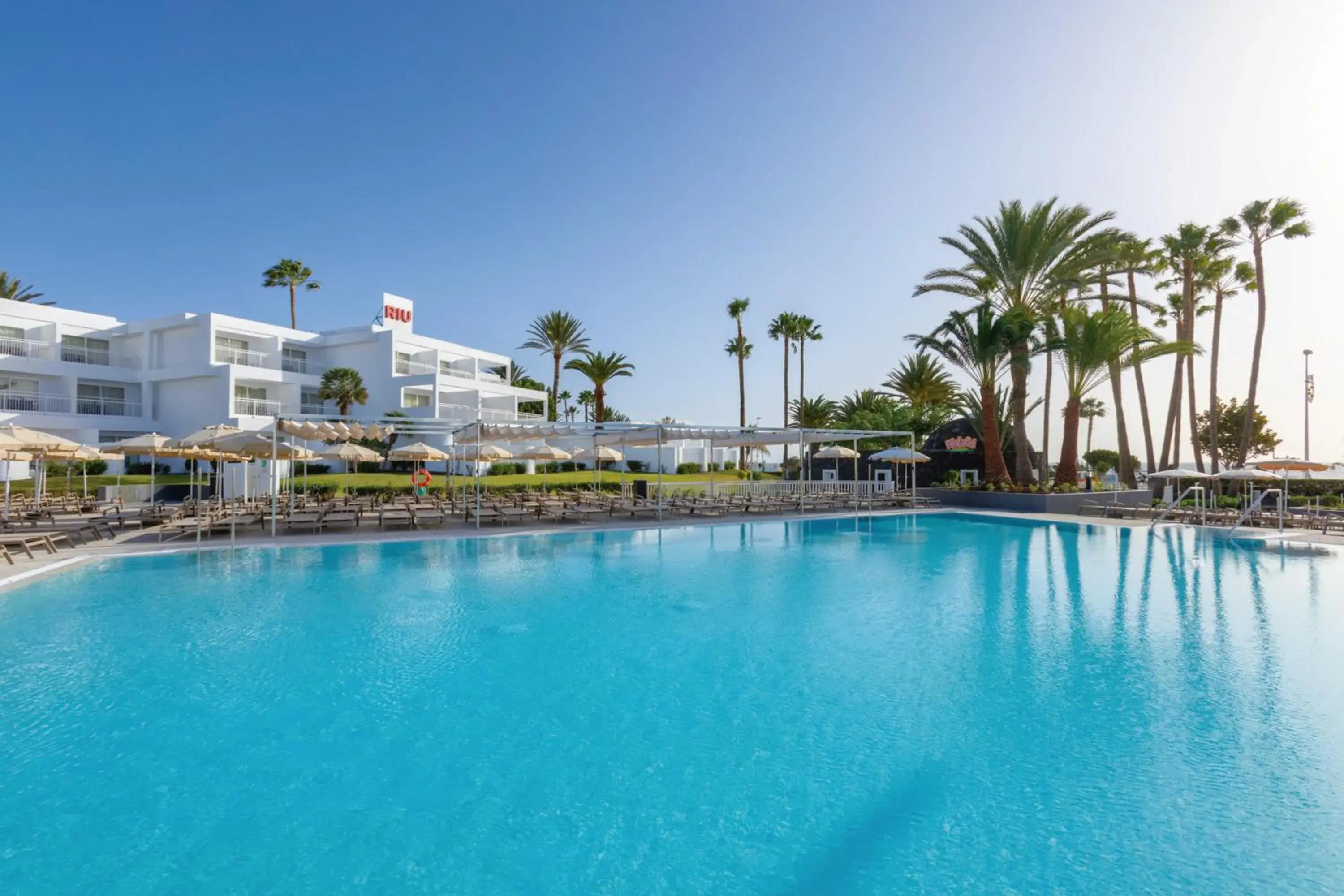 Property building in Hotel Riu Paraiso Lanzarote - All Inclusive Property building in Hotel Riu Paraiso Lanzarote - All Inclusive