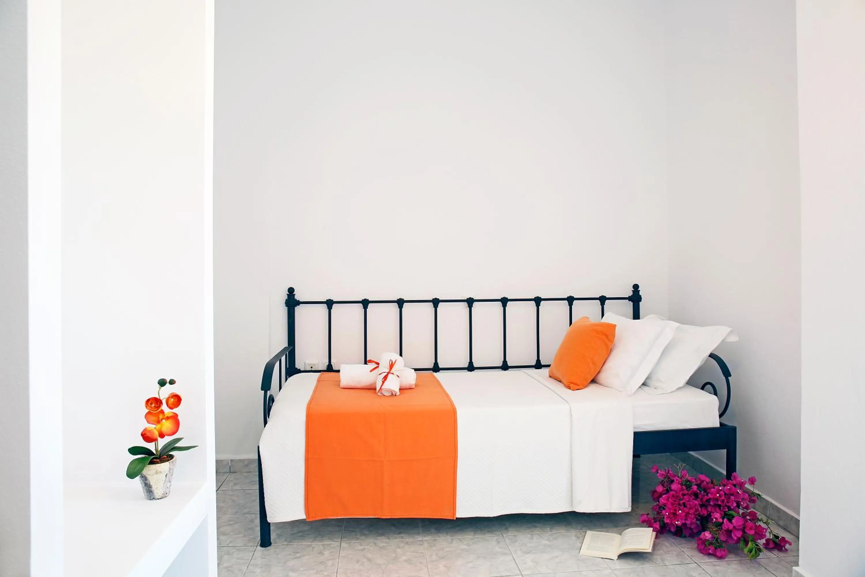 Bed in Agistri Apartments