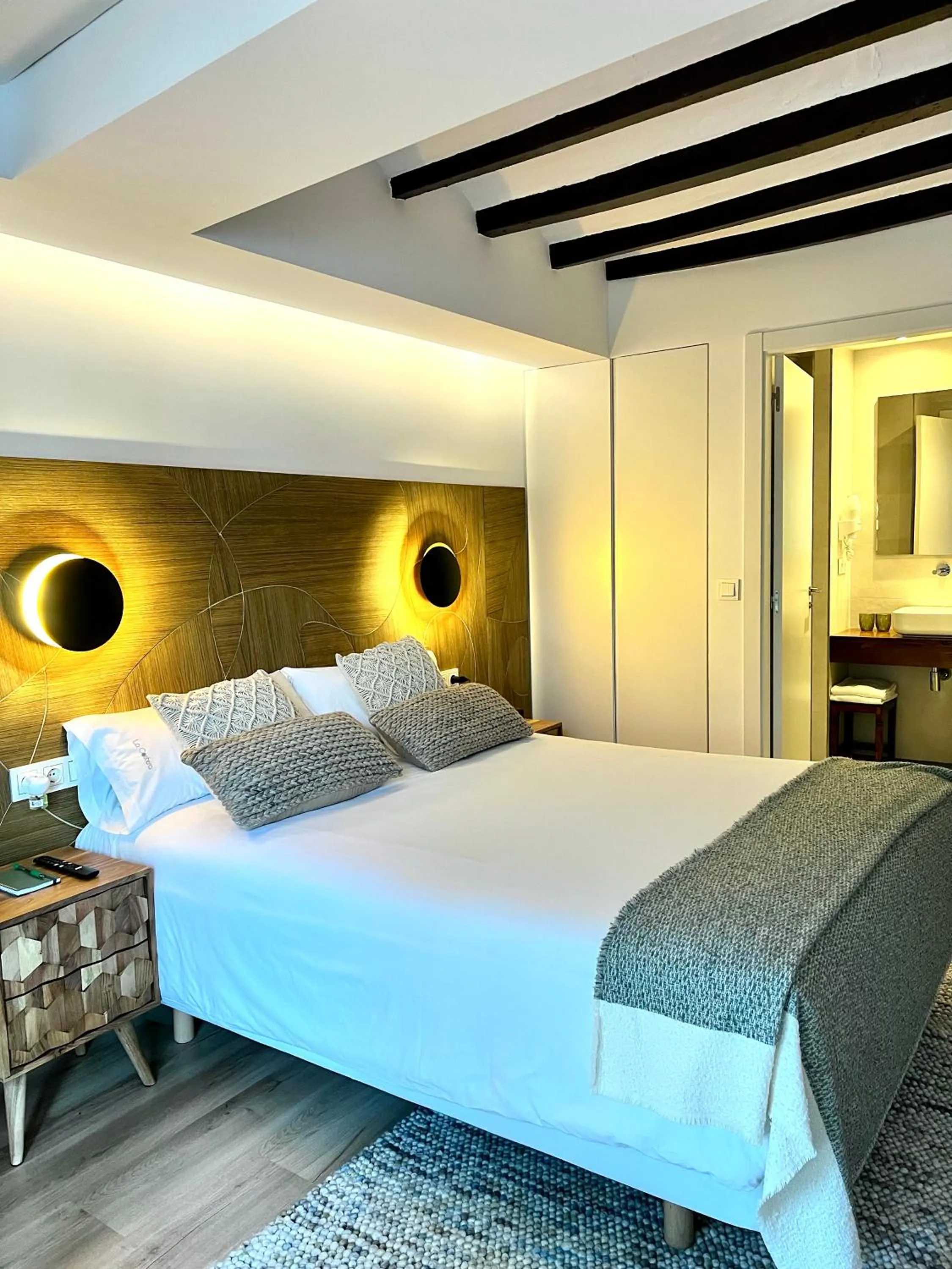 Bed in Hostal del vino LA COSTERA