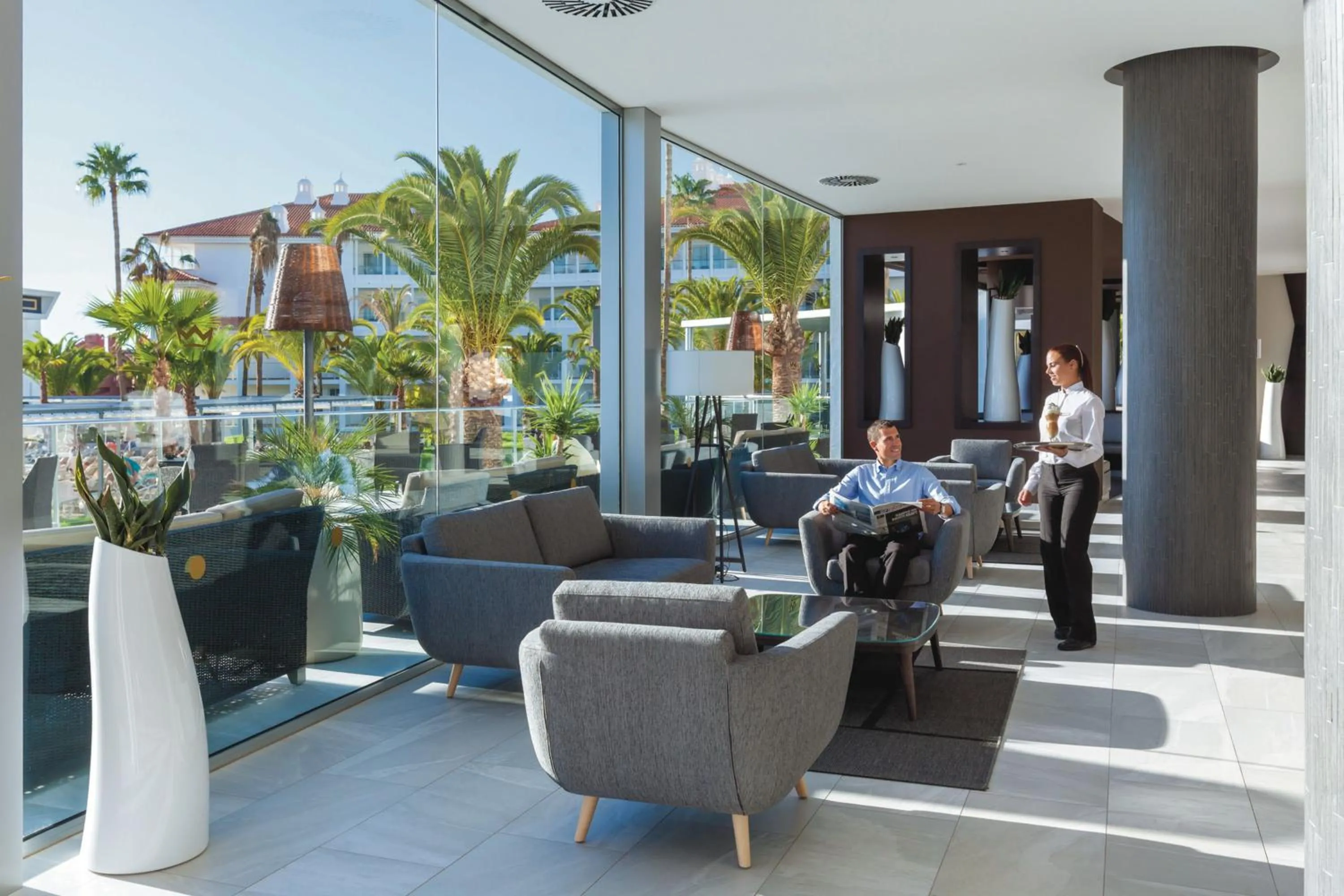 Lounge or bar in Hotel Riu Arecas - Adults Only