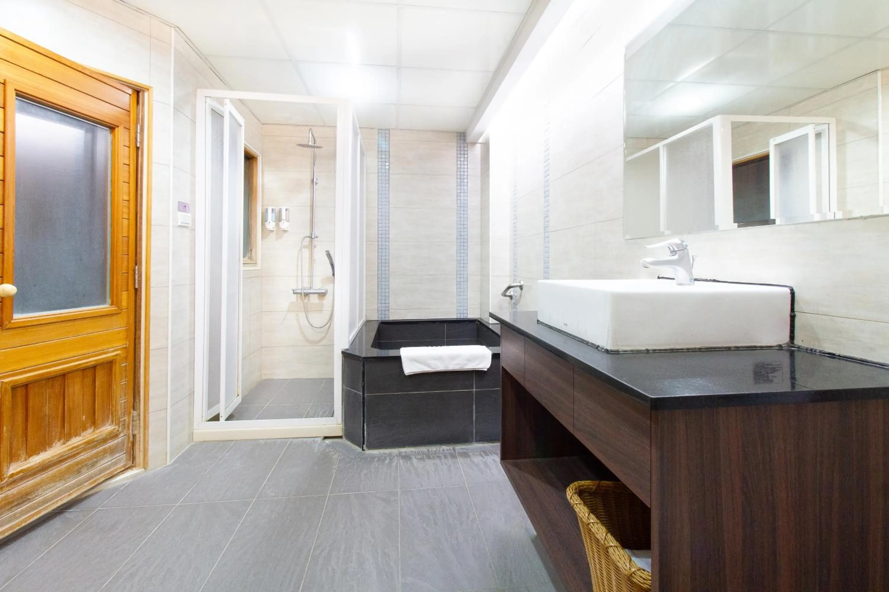 Bathroom in Baron's Hot Spring Hotel