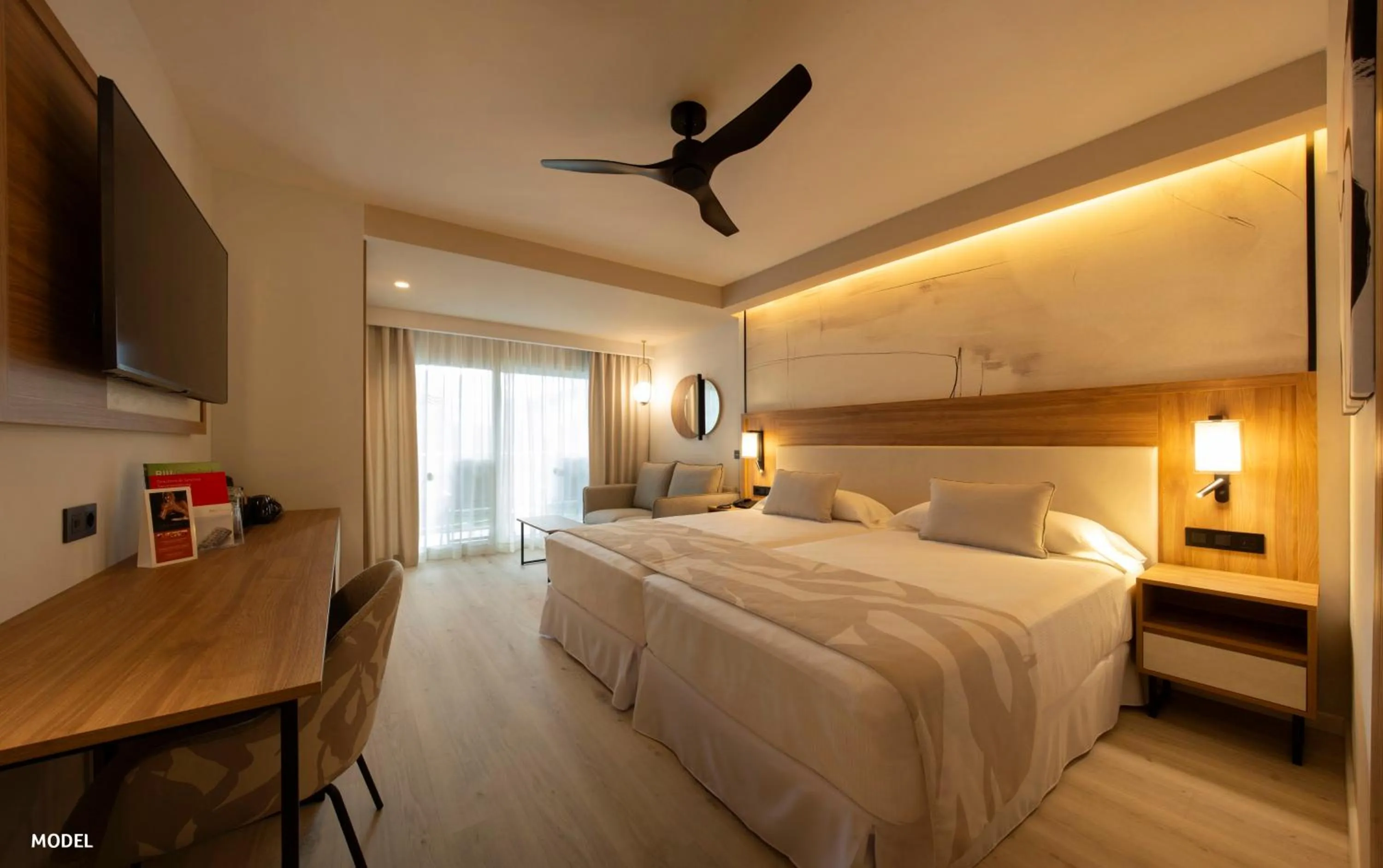 Bedroom in Hotel Riu Palace Nautilus - Adults Only