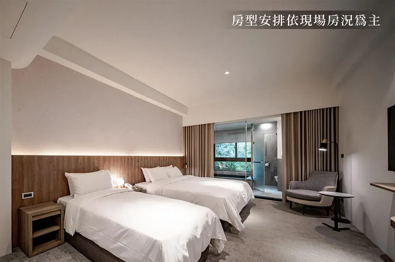 Bed in Crownshine Resort Bed in Crownshine Resort