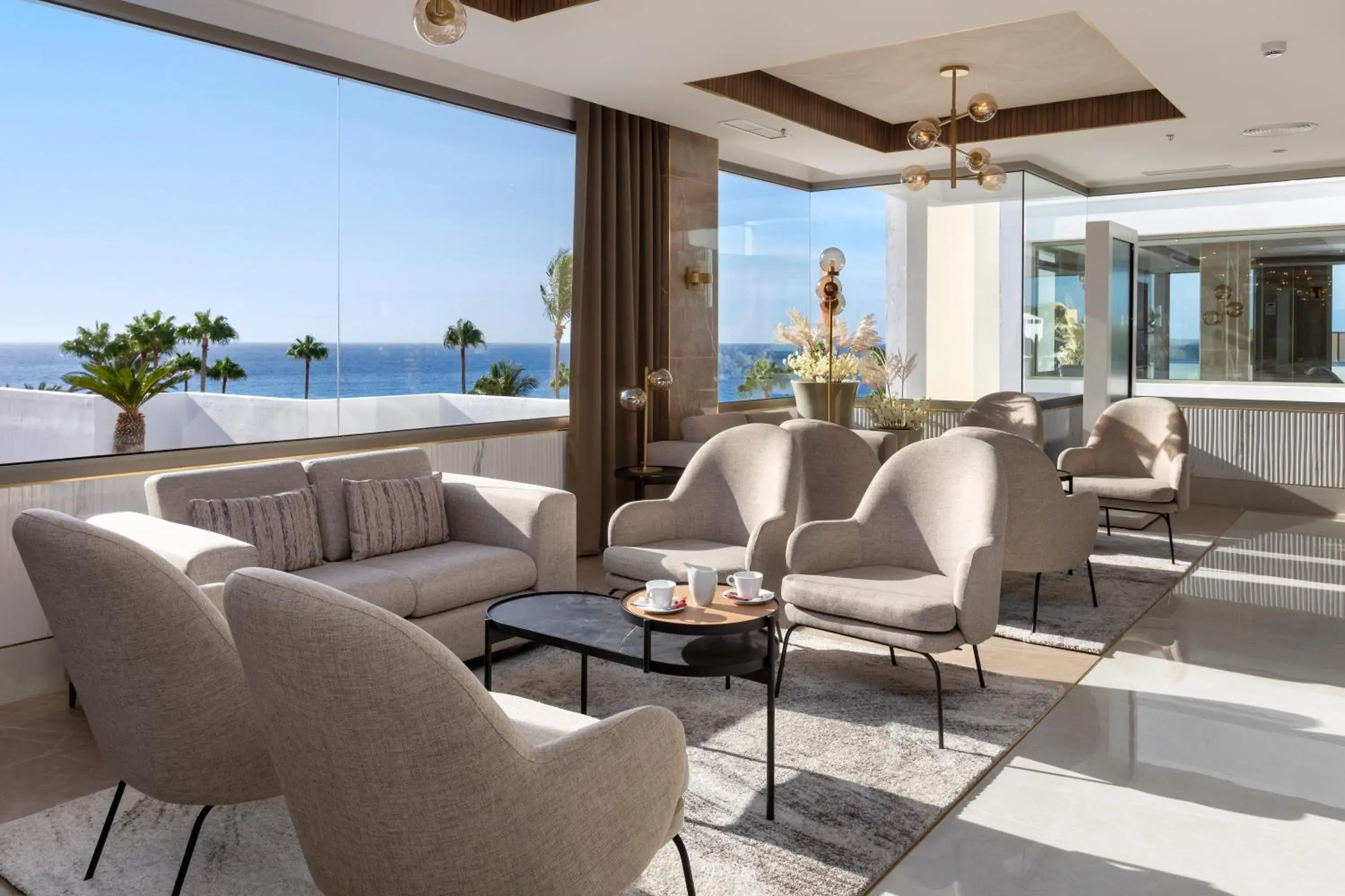 Lounge or bar in Hotel Riu Palace Calypso - Adults Only Lounge or bar in Hotel Riu Palace Calypso - Adults Only