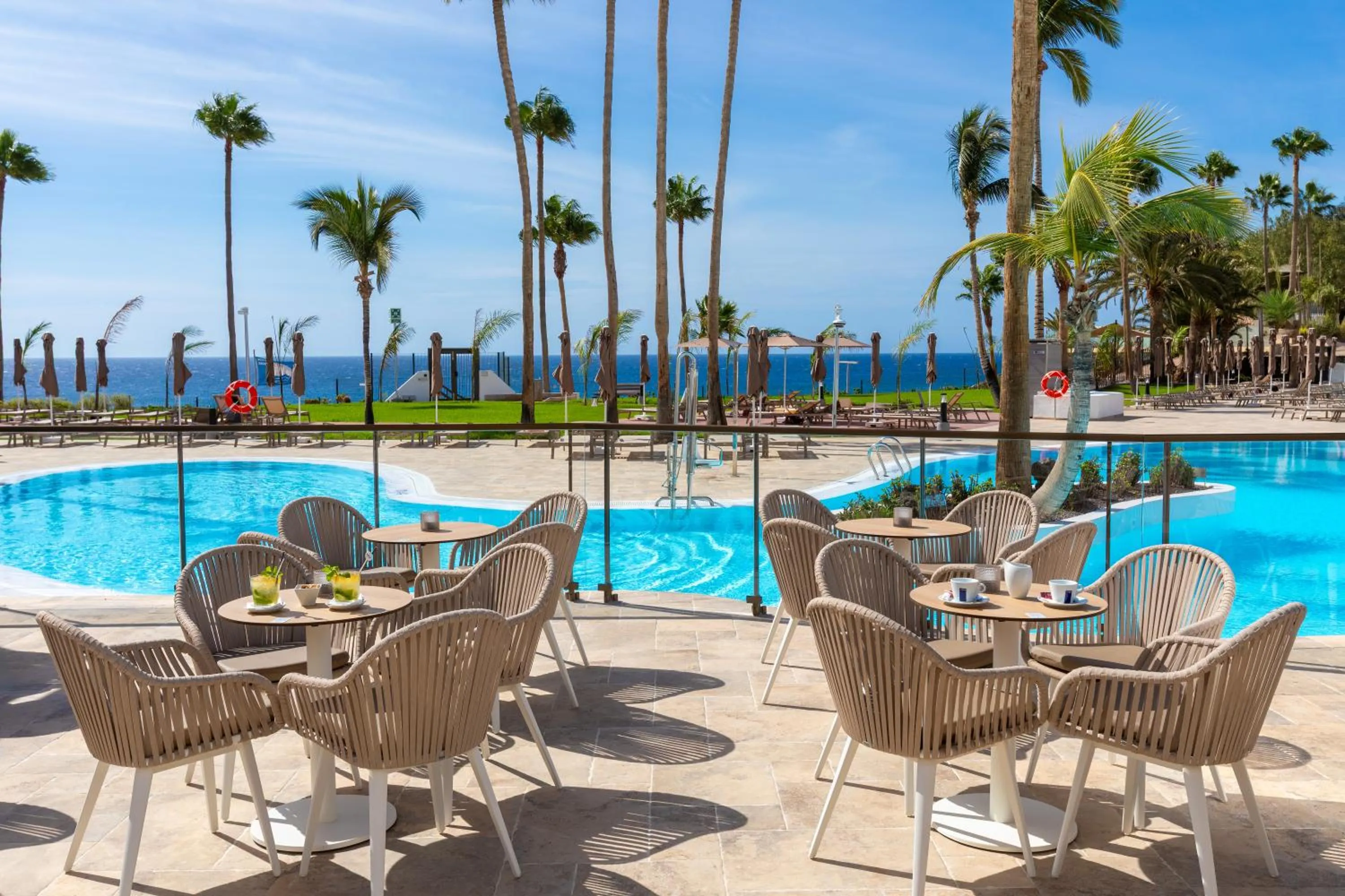 Dining area in Hotel Riu Palace Calypso - Adults Only