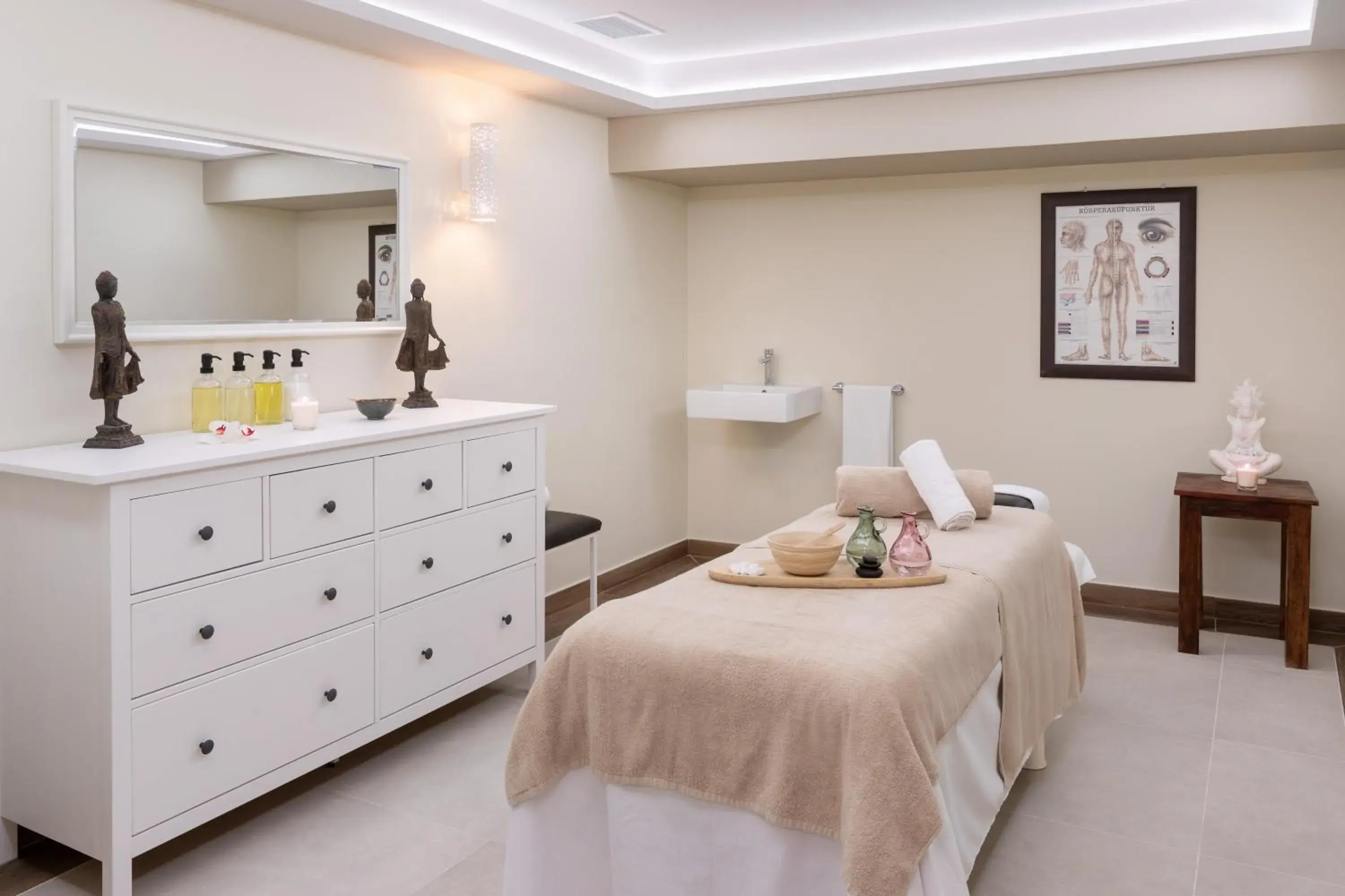 Spa and wellness centre/facilities, Bed in Hotel Riu Palace Calypso - Adults Only Spa and wellness centre/facilities, Bed in Hotel Riu Palace Calypso - Adults Only