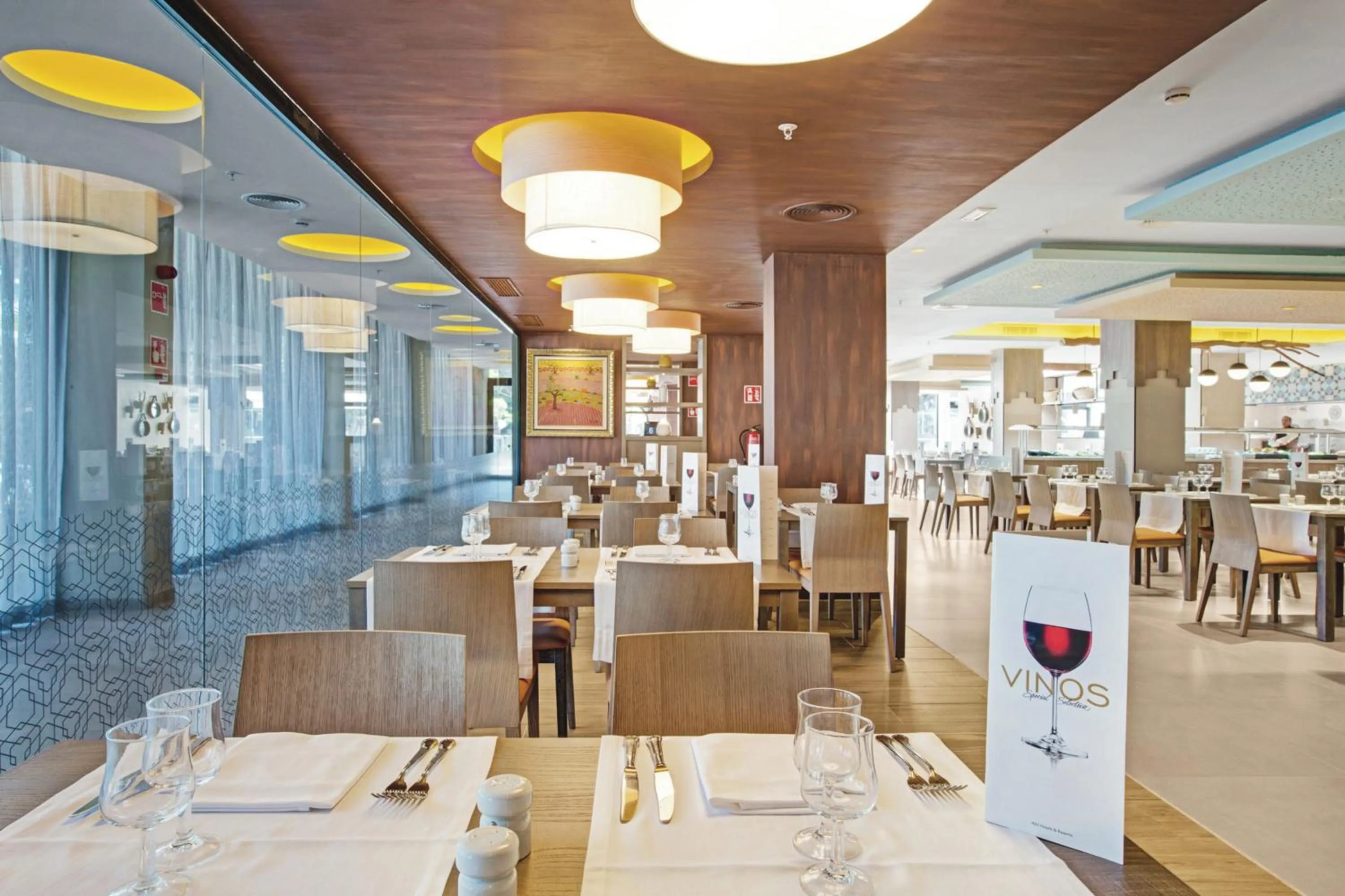Restaurant/places to eat in Hotel Riu Festival