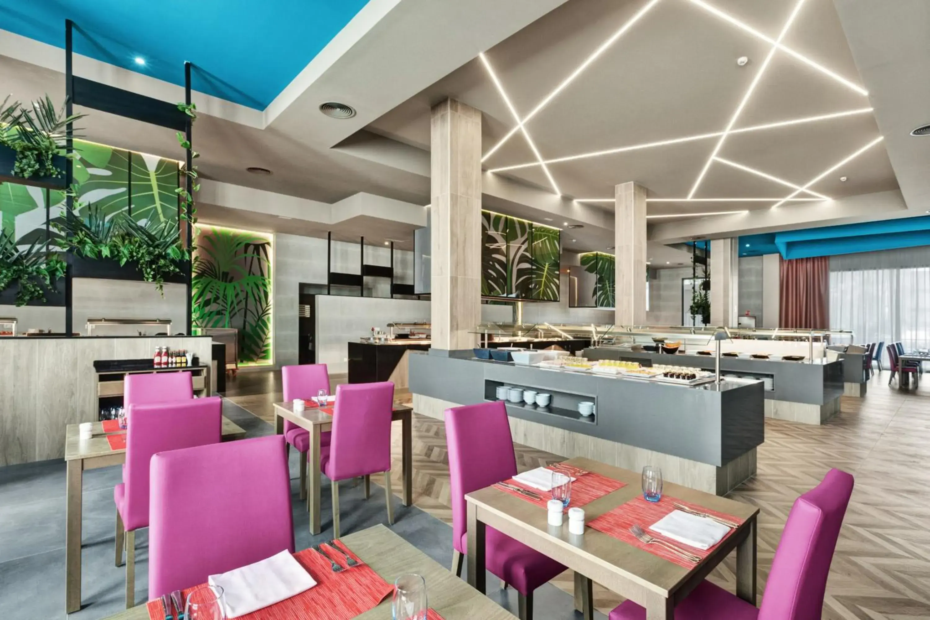 Restaurant/places to eat in Hotel Riu Playa Park - 0'0 All Inclusive Restaurant/places to eat in Hotel Riu Playa Park - 0'0 All Inclusive