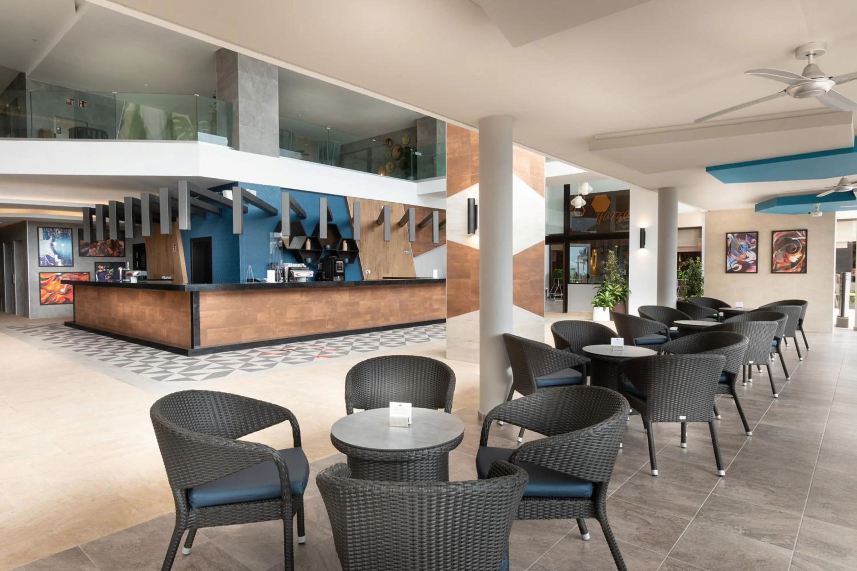 Lounge or bar in Hotel Riu Buenavista - All Inclusive