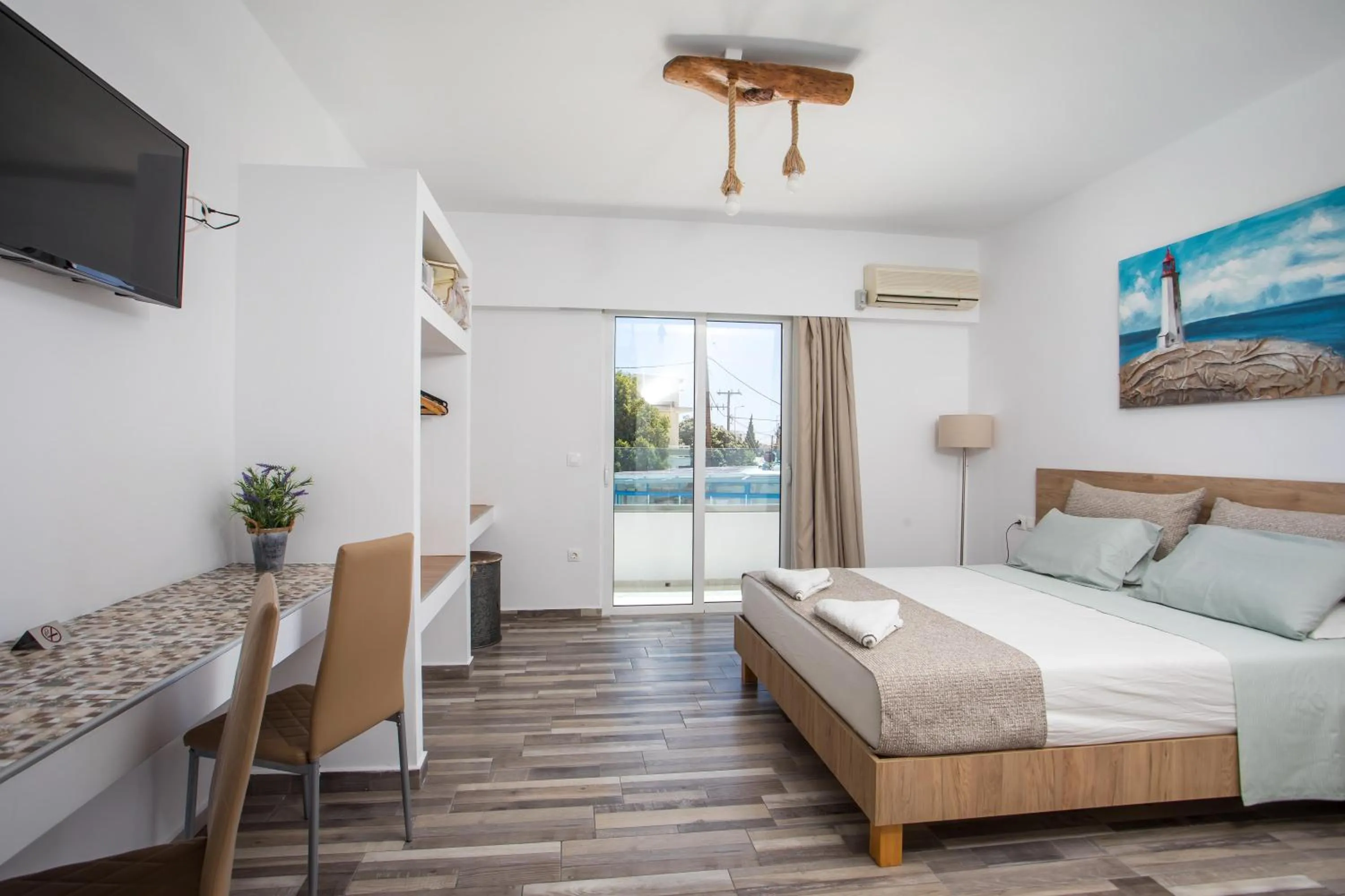 Bedroom, Bed in Lisabeth Apartments