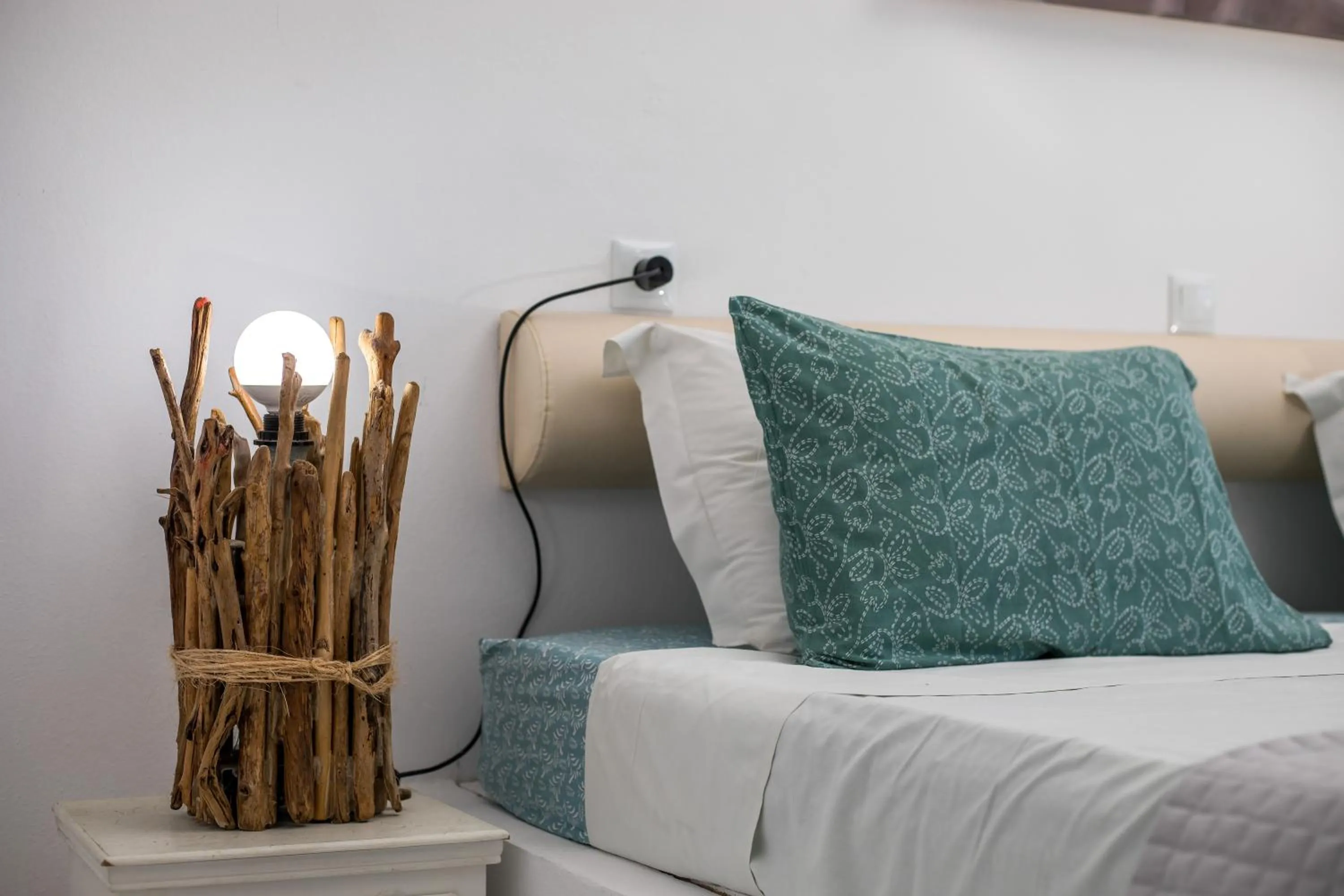 Bed in Lisabeth Apartments