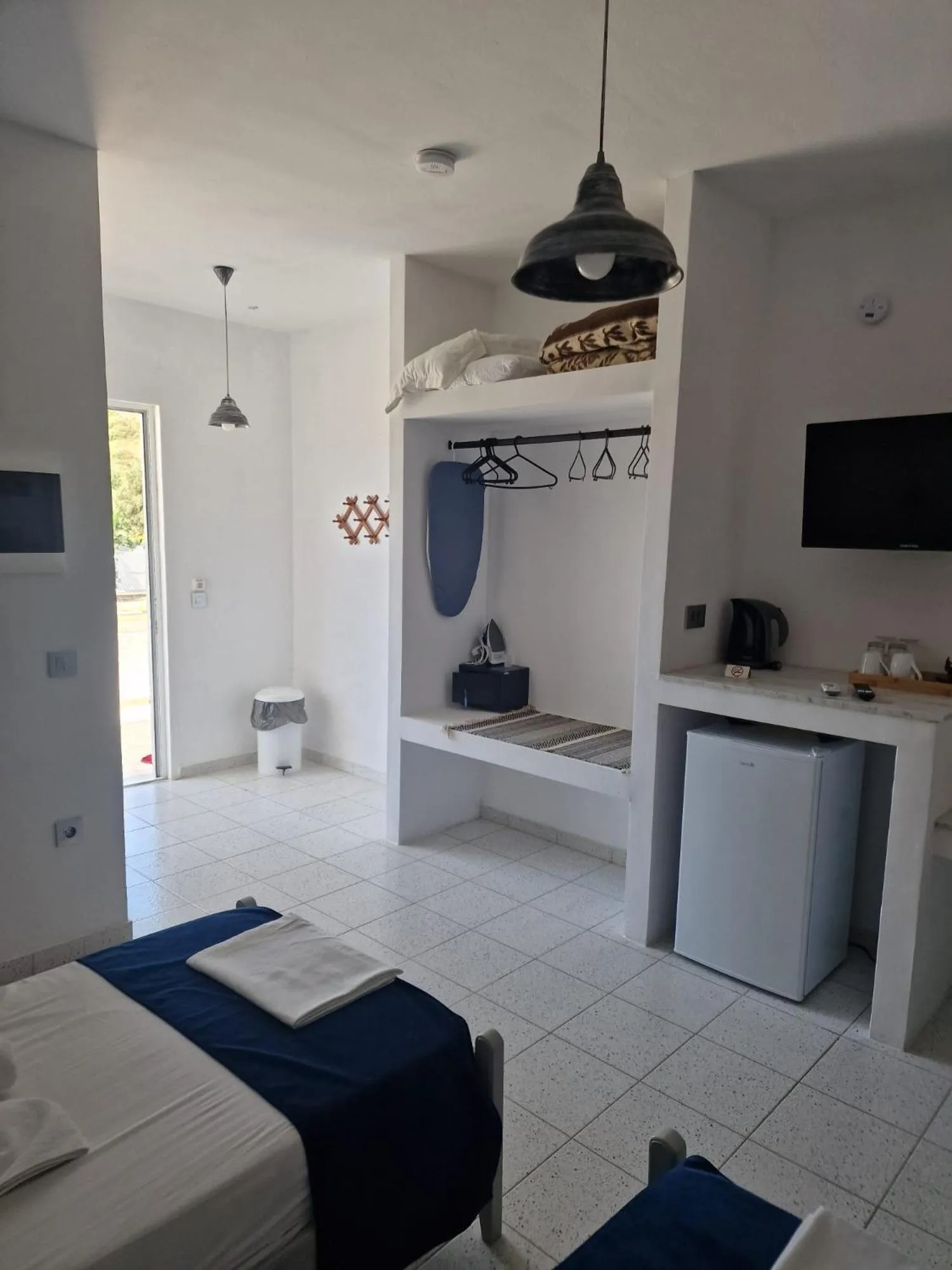 Bed in Lisabeth Apartments