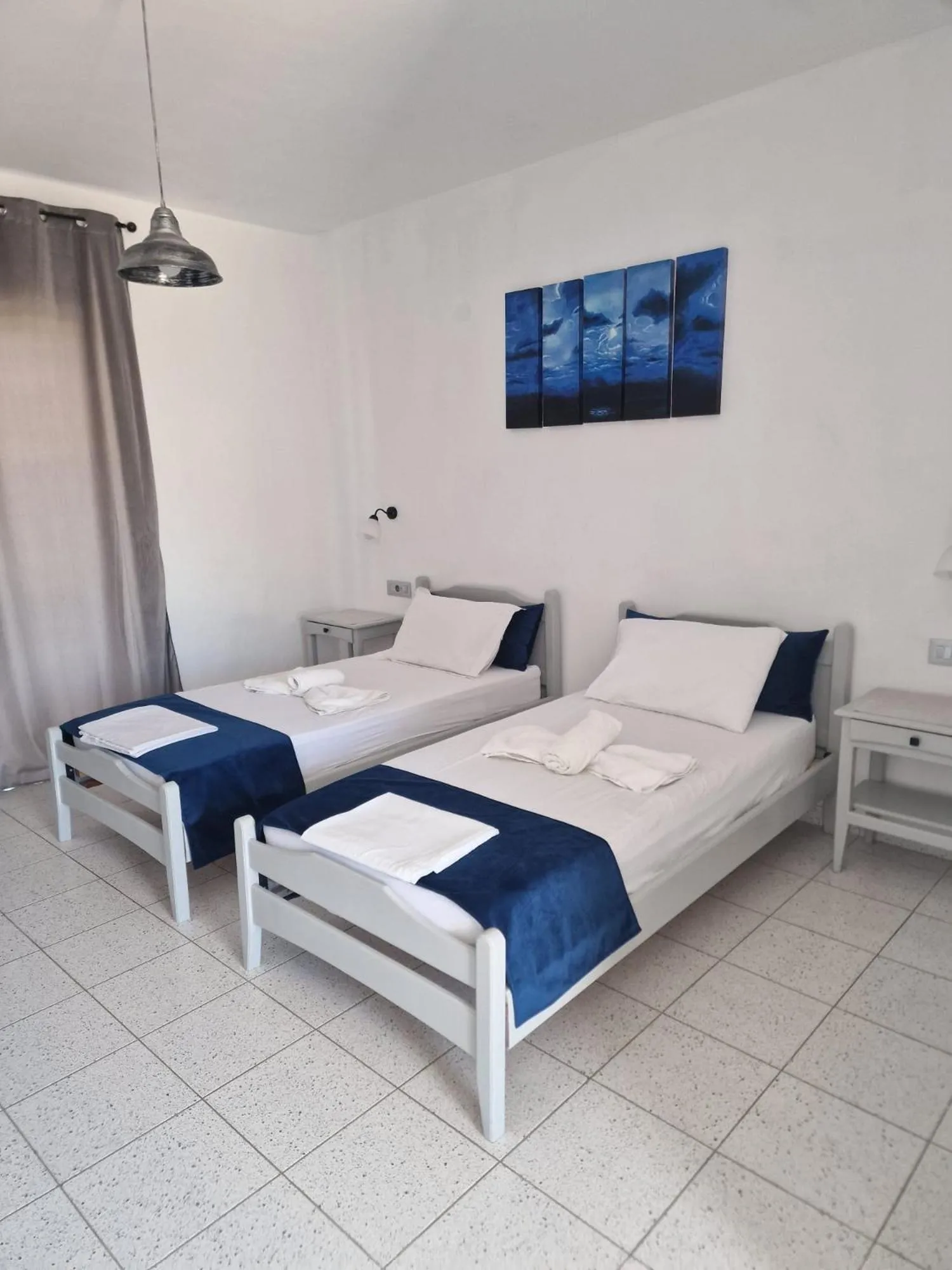 Bed in Lisabeth Apartments