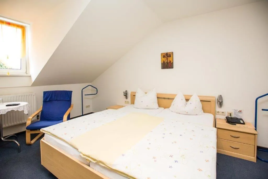 Bed in Hotel Pizzeria VENEZIA