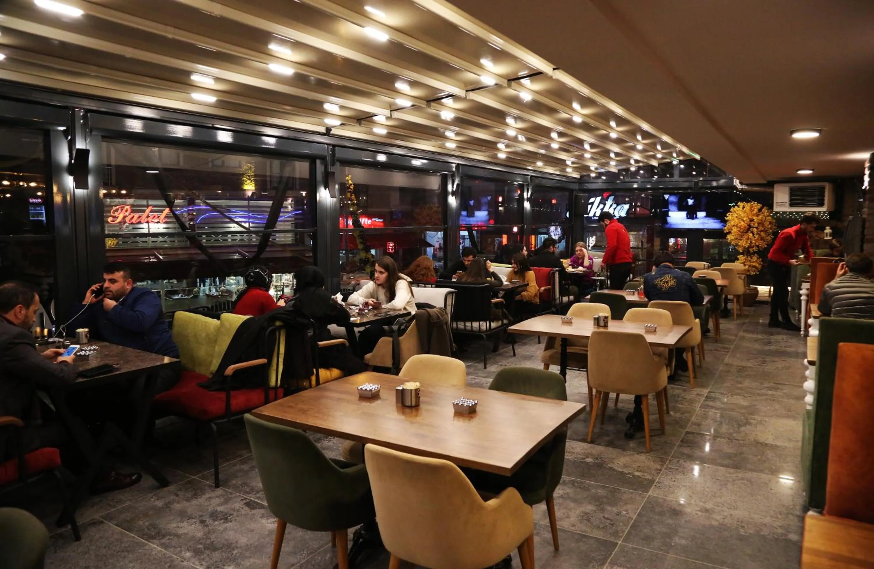 Property building in Marvell City Otel