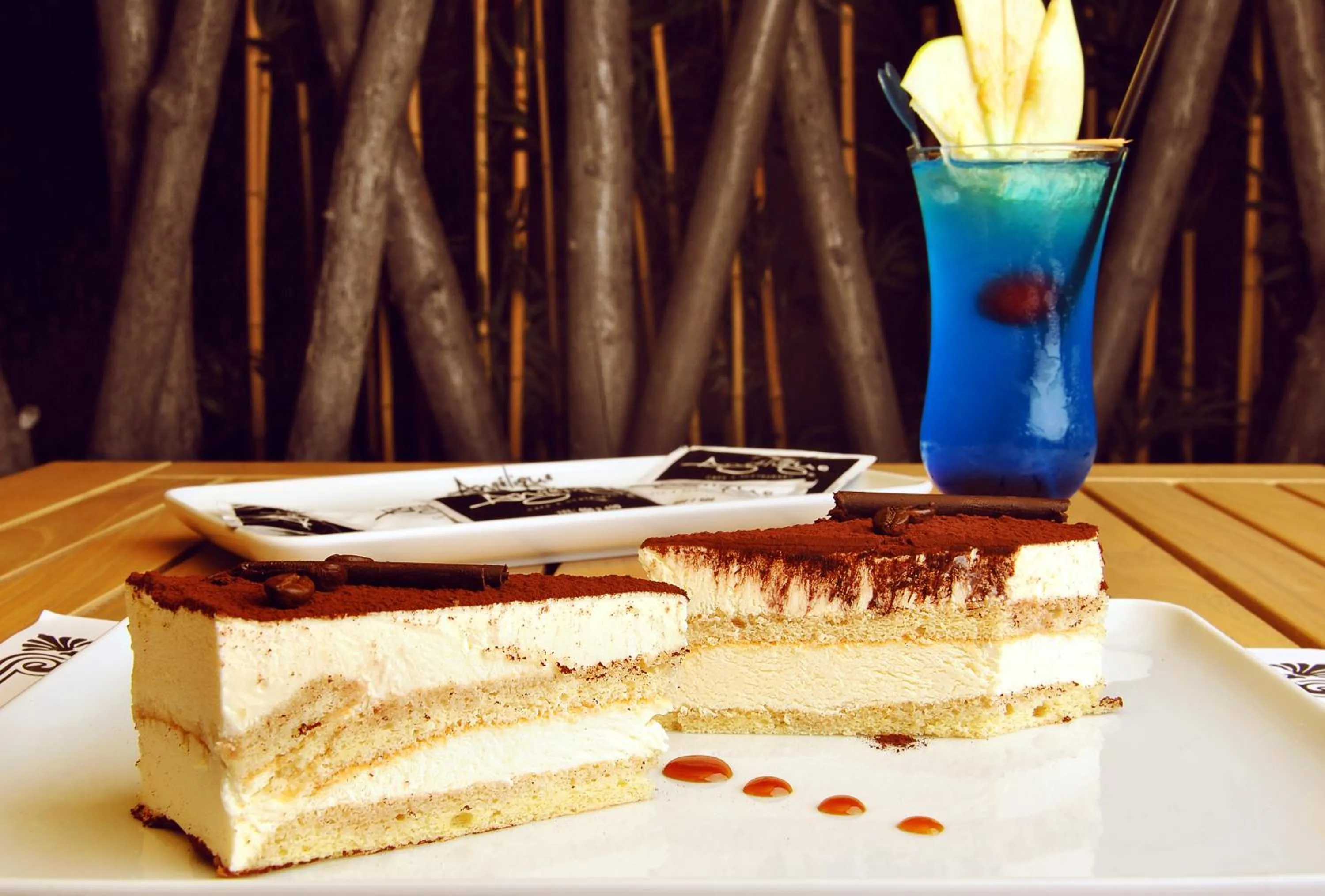 Food in Marvell City Otel