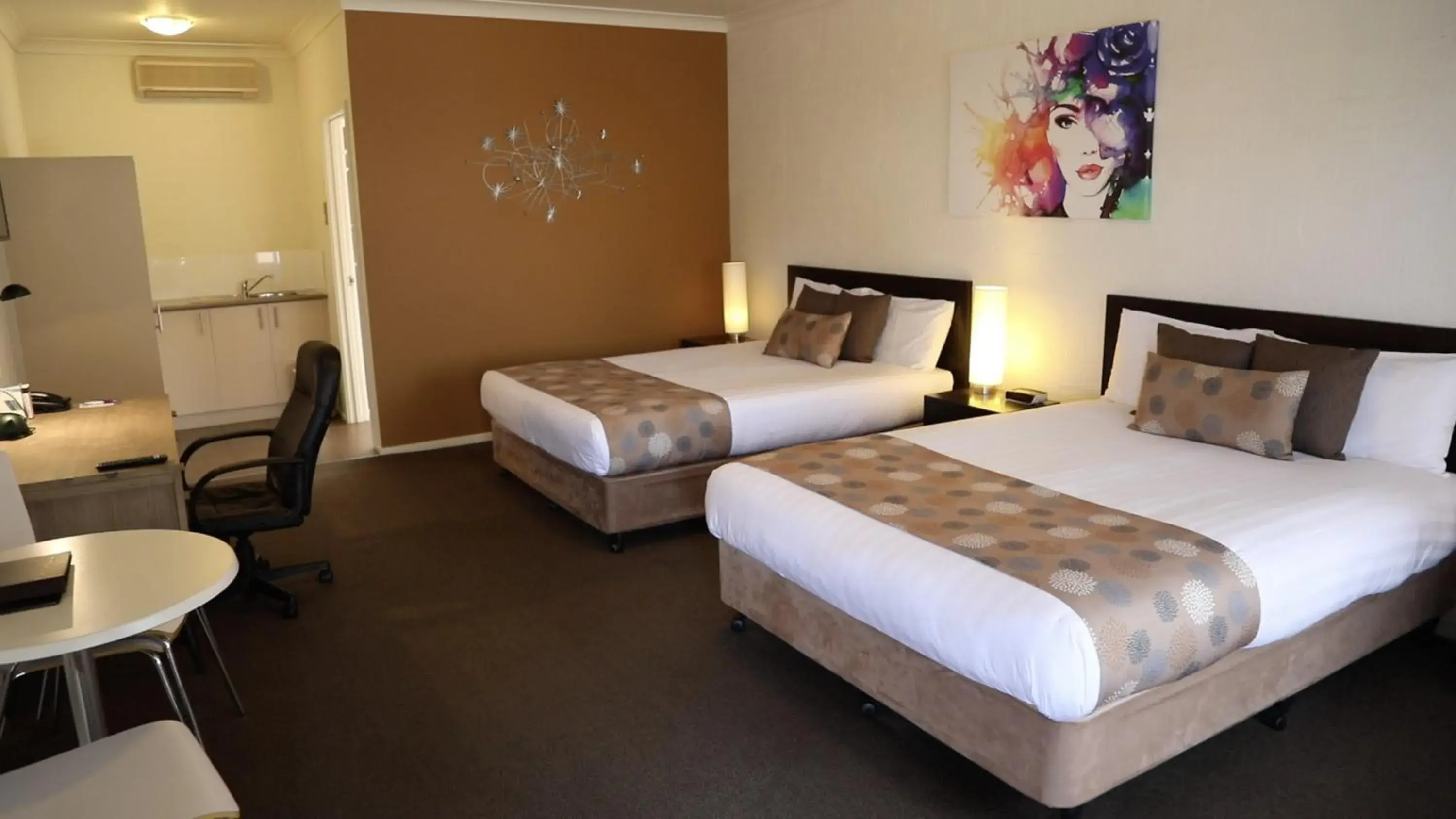 Twin Suite in Blazing Stump Motel & Suites Twin Suite in Blazing Stump Motel & Suites