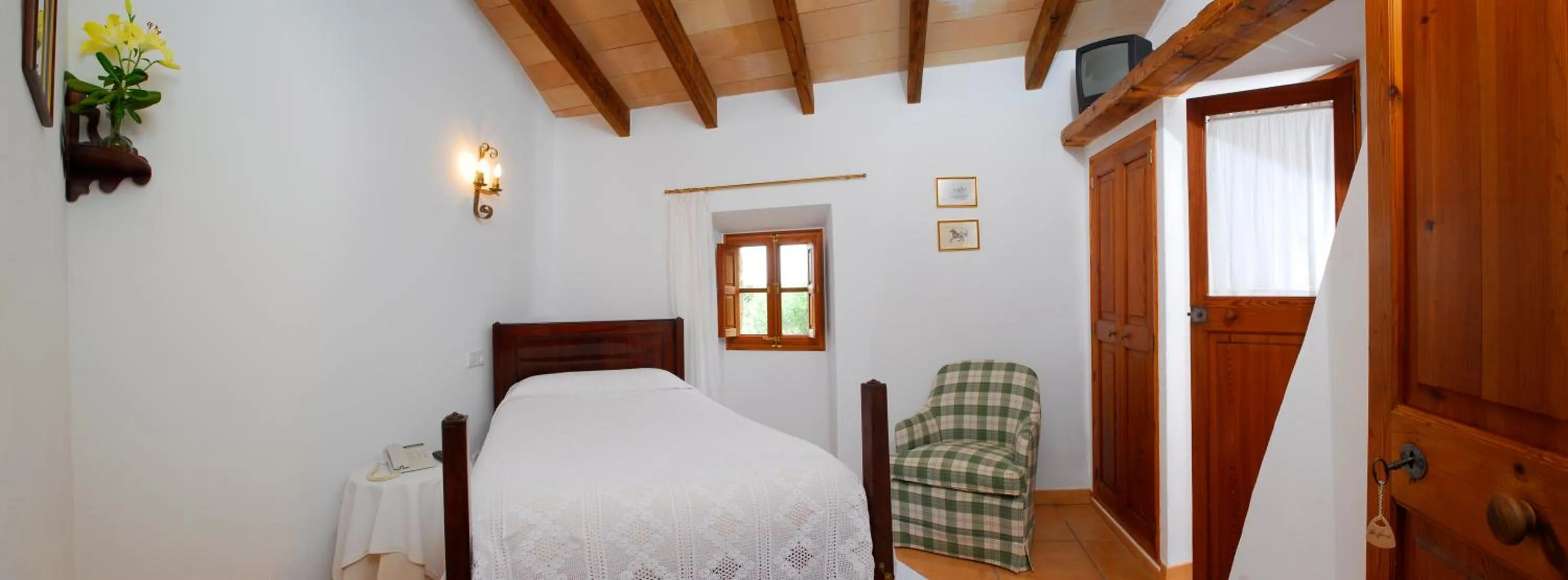 Photo of the whole room, Bed in Hotel Son Cosmet