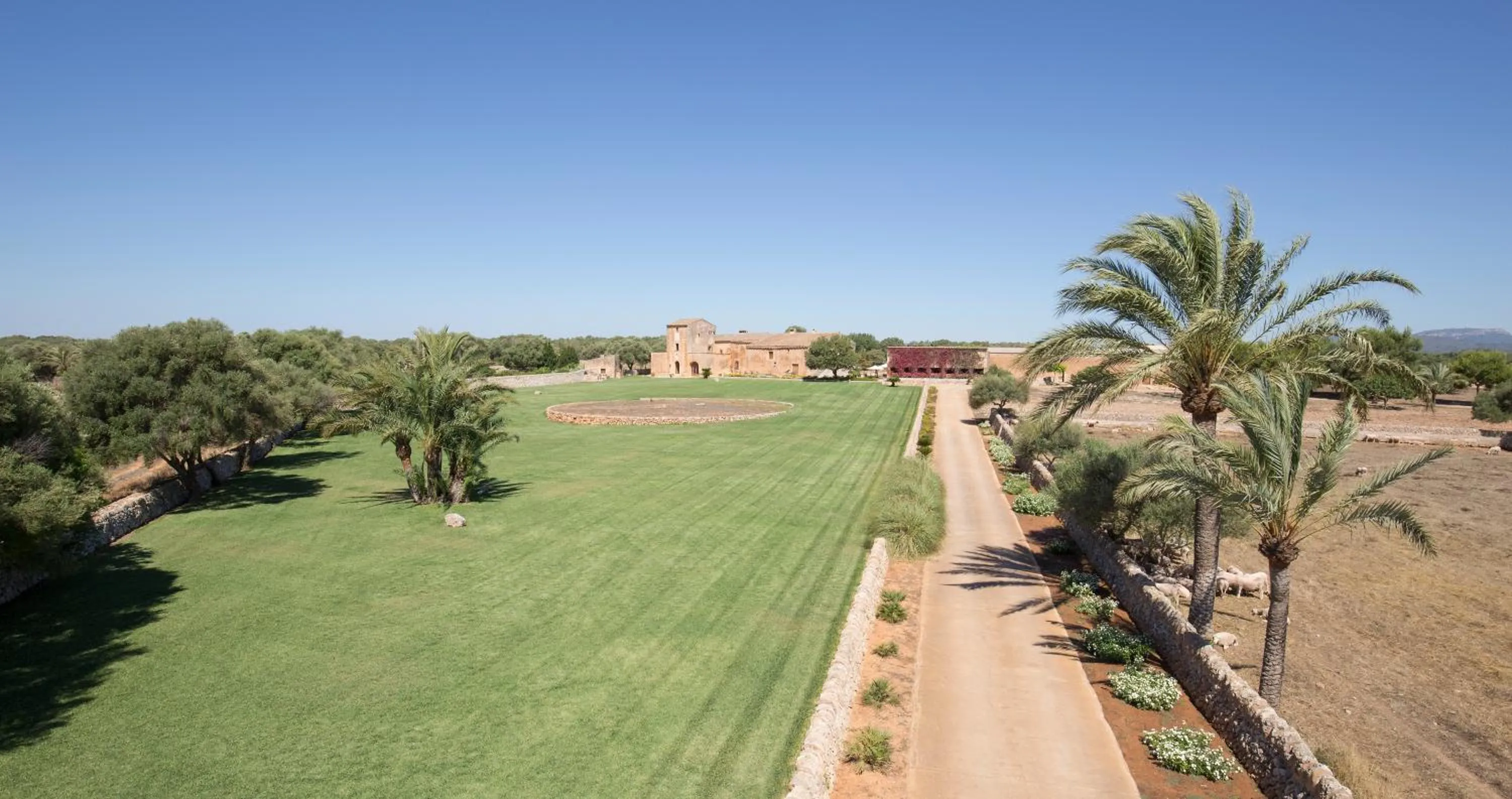Facade/entrance in Hotel Son Cosmet