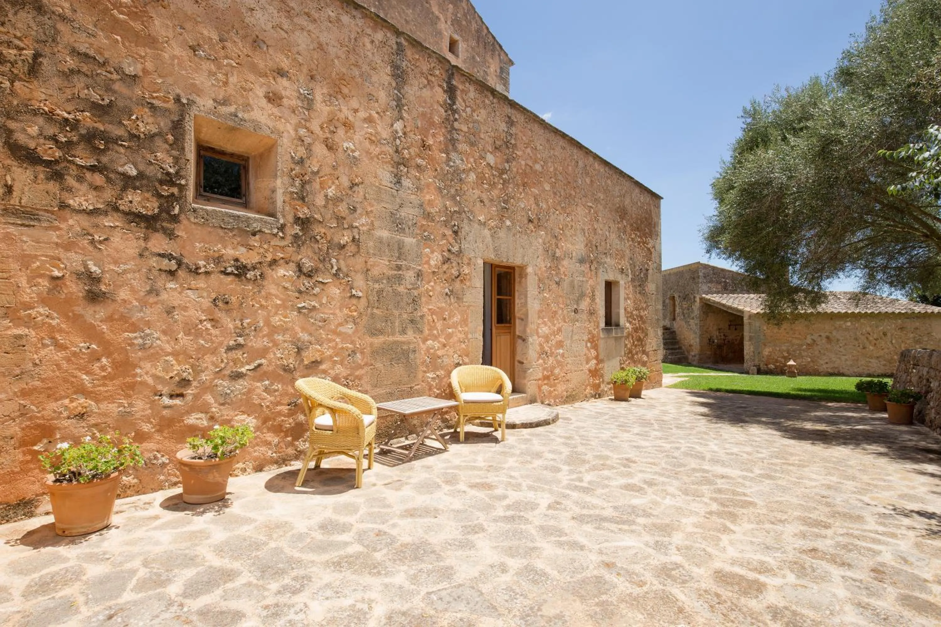 Property building in Hotel Son Cosmet